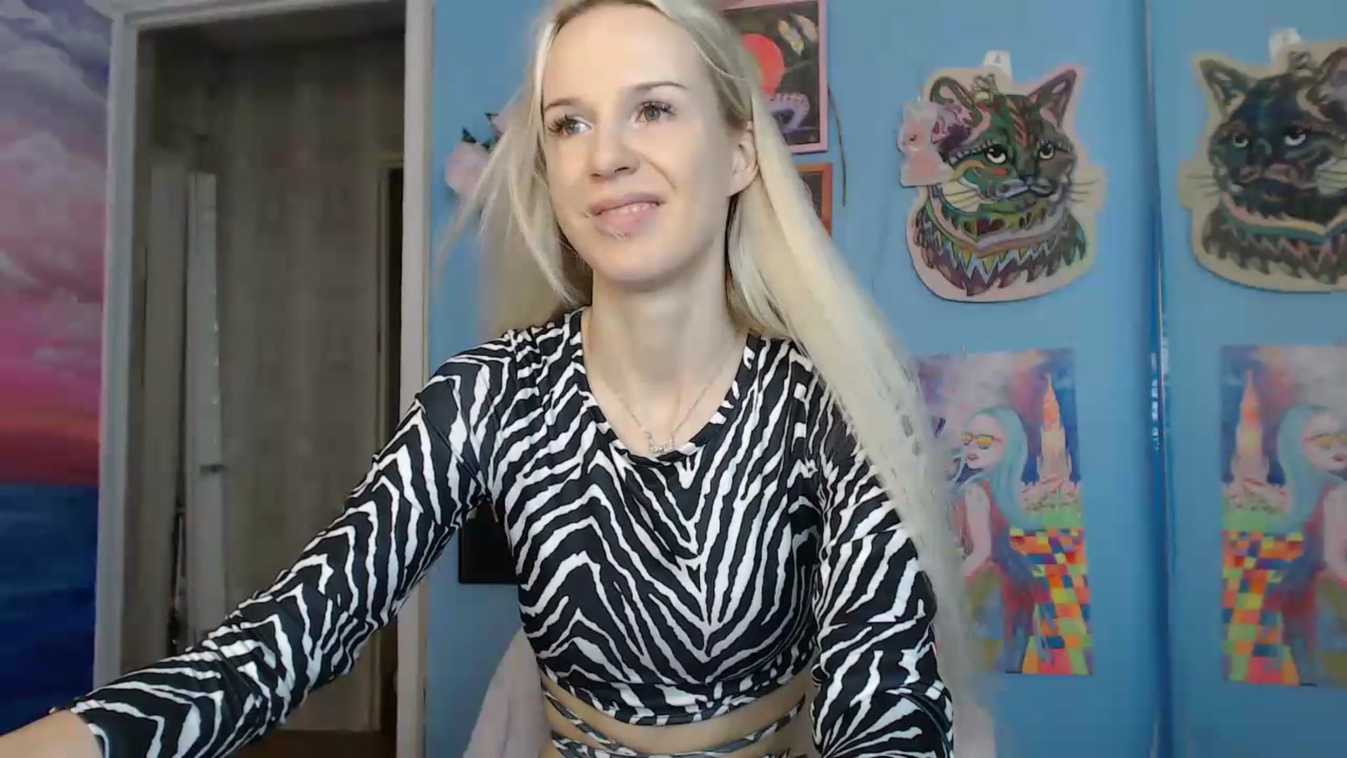 Gallery image thumbnail from PoliLoveLuna's myfreecams stream on, 07/12/2023, 05:24 image 20 of 20