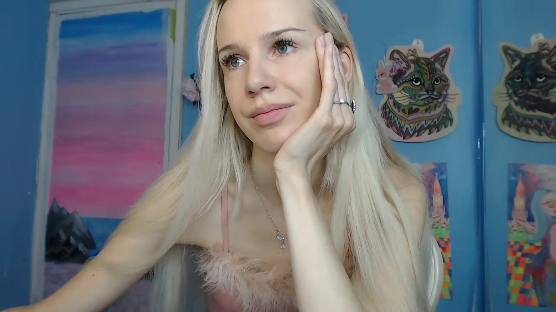 Gallery image thumbnail from PoliLoveLuna's myfreecams stream on, 07/17/2023, 06:07 image 1 of 20