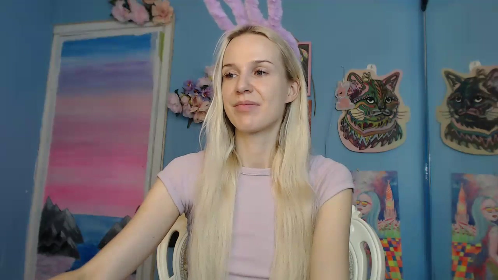 Gallery image thumbnail from PoliLoveLuna's myfreecams stream on, 07/18/2023, 05:15 image 10 of 20