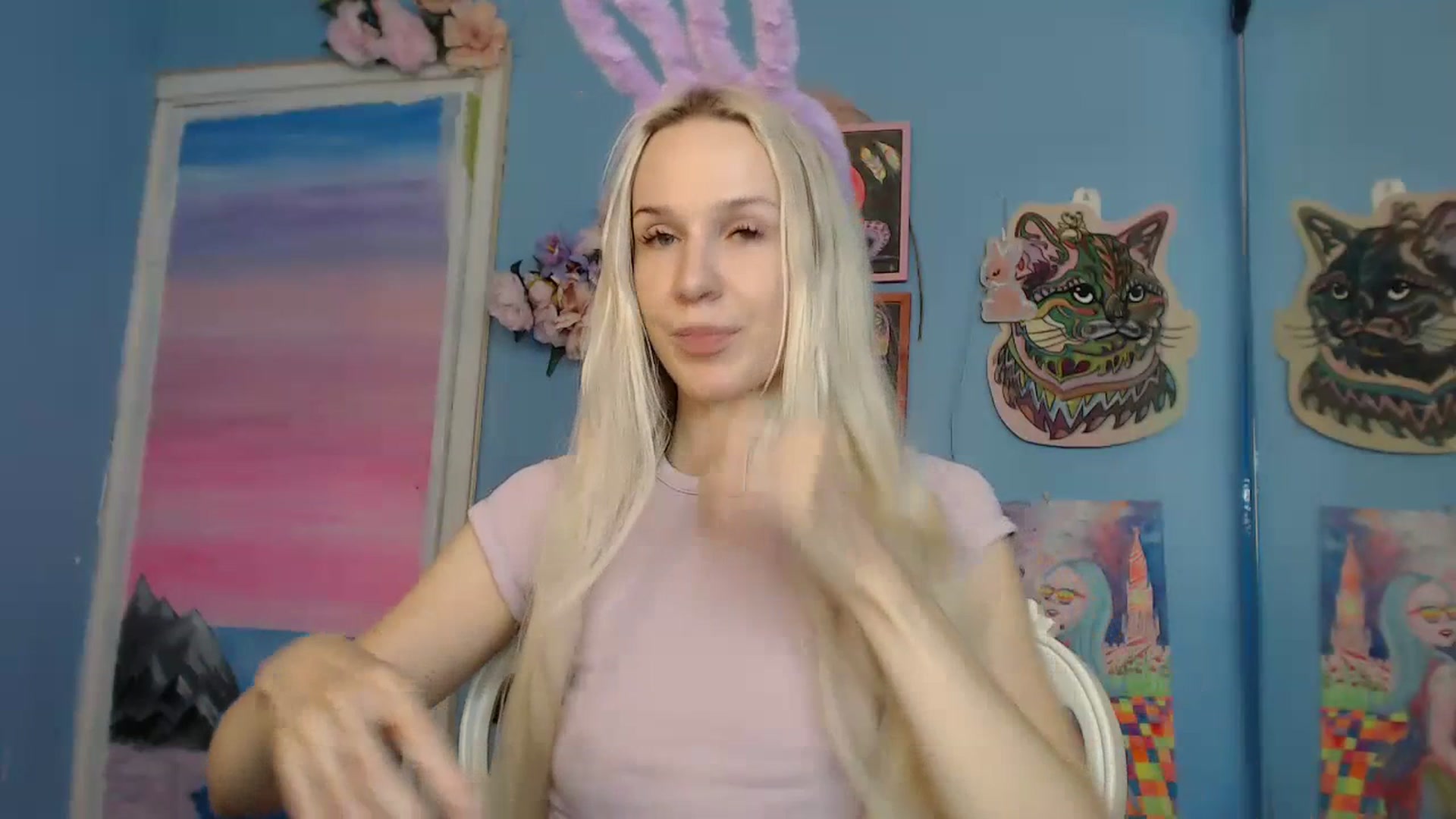 Gallery image thumbnail from PoliLoveLuna's myfreecams stream on, 07/18/2023, 05:15 image 6 of 20