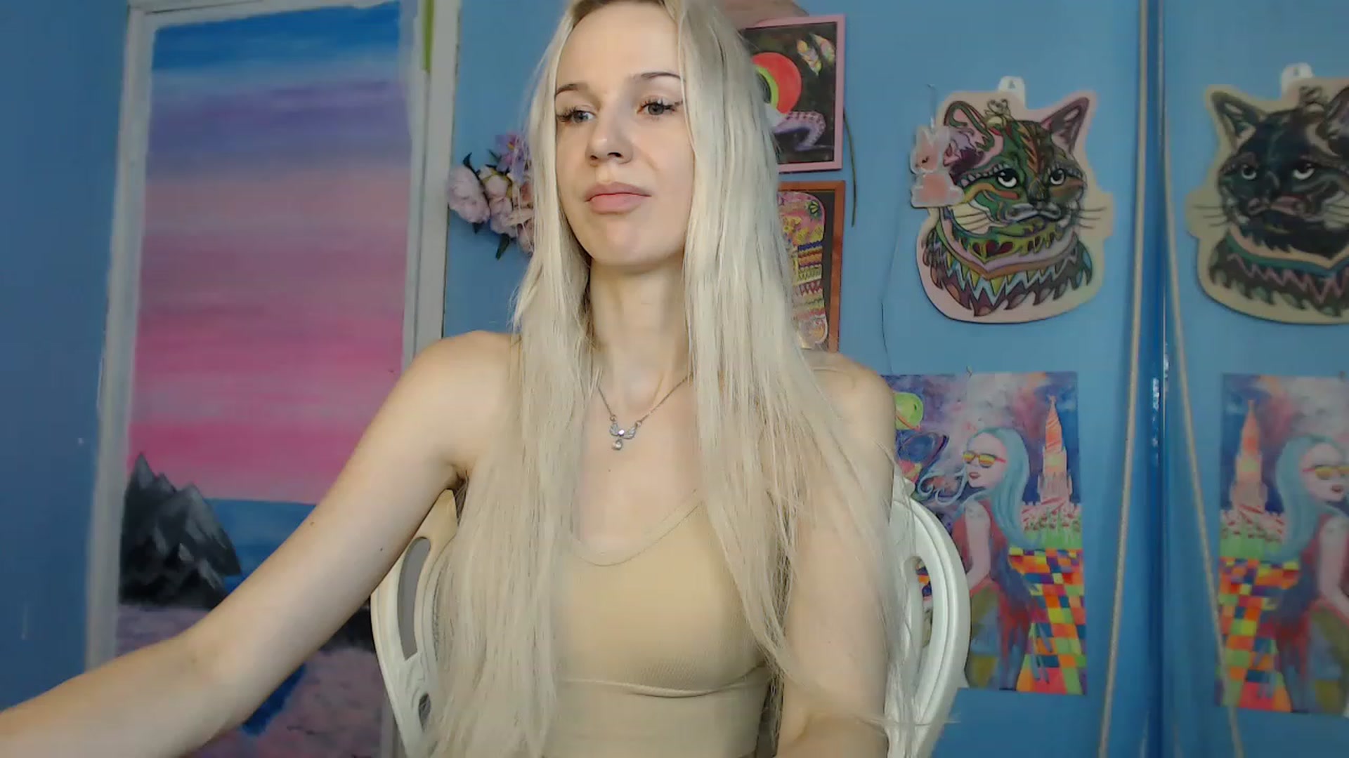 Gallery image thumbnail from PoliLoveLuna's myfreecams stream on, 07/21/2023, 05:00 image 16 of 20