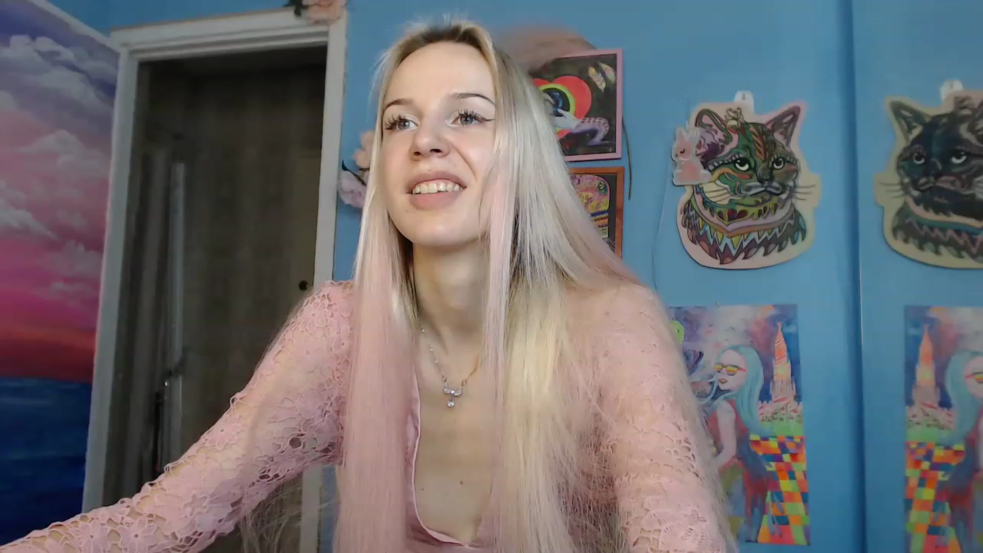 Gallery image thumbnail from PoliLoveLuna's myfreecams stream on, 08/08/2023, 05:36 image 18 of 20