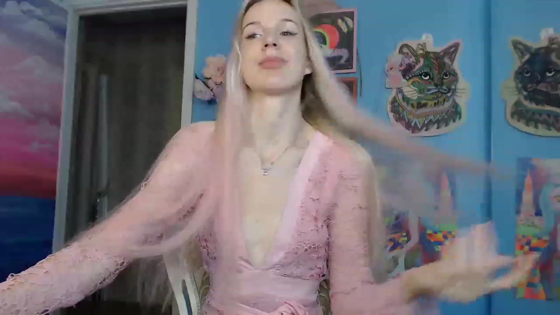 Gallery image thumbnail from PoliLoveLuna's myfreecams stream on, 08/08/2023, 05:36 image 2 of 20