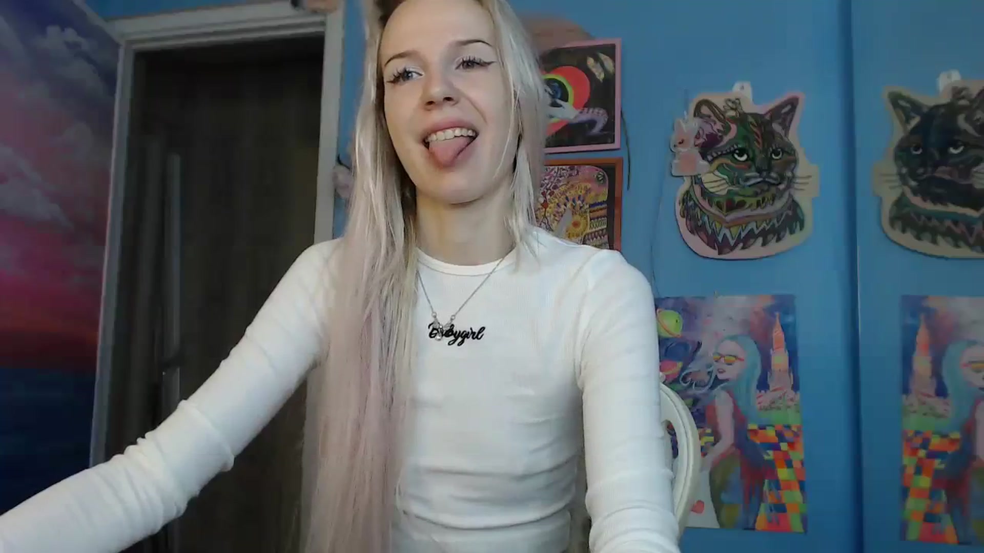 Gallery image thumbnail from PoliLoveLuna's myfreecams stream on, 08/10/2023, 03:27 image 8 of 20