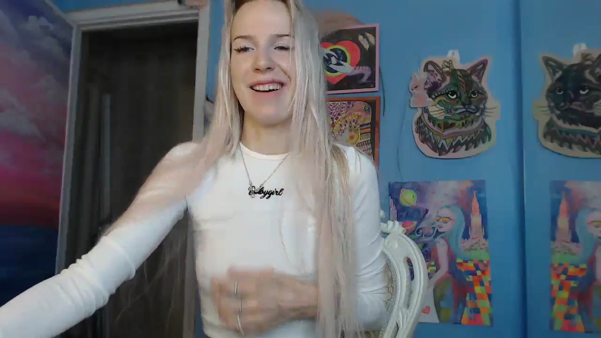 Gallery image thumbnail from PoliLoveLuna's myfreecams stream on, 08/10/2023, 03:27 image 5 of 20