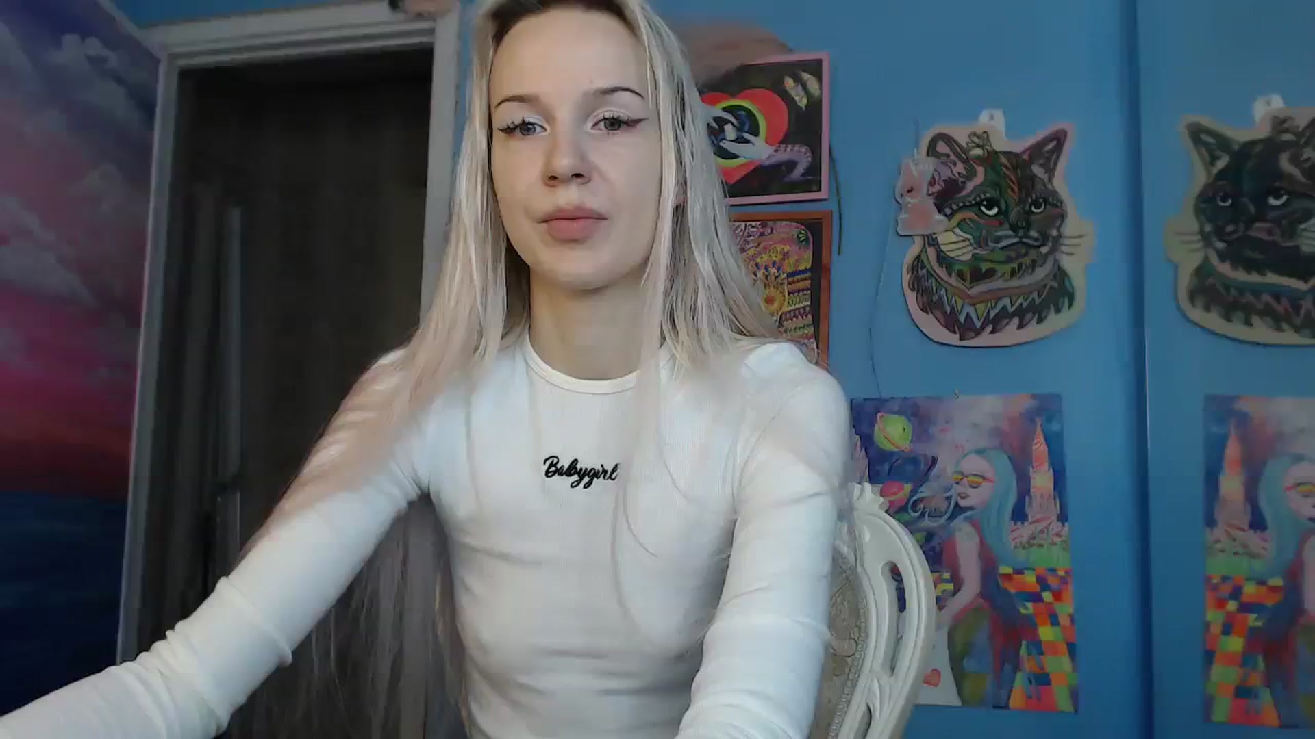 Gallery image thumbnail from PoliLoveLuna's myfreecams stream on, 08/10/2023, 03:27 image 1 of 20