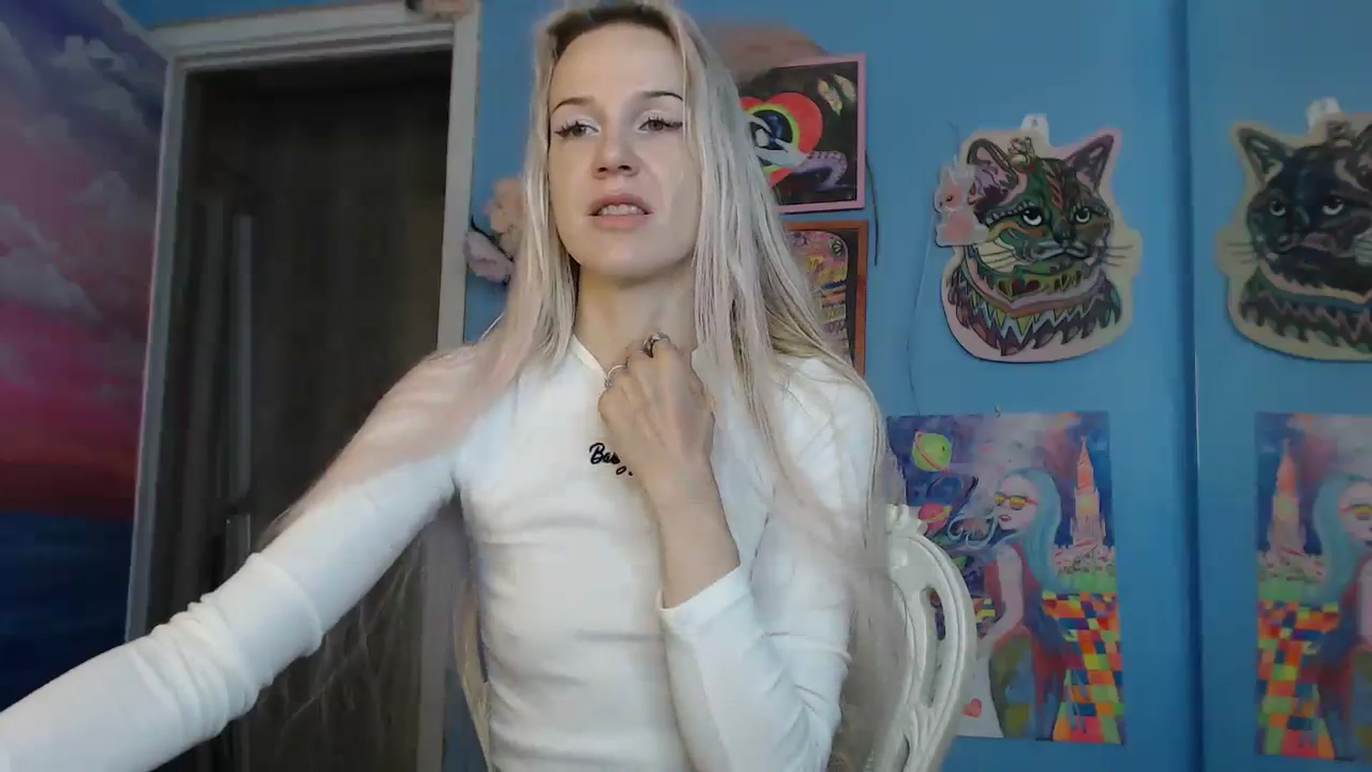 Gallery image thumbnail from PoliLoveLuna's myfreecams stream on, 08/10/2023, 03:27 image 3 of 20