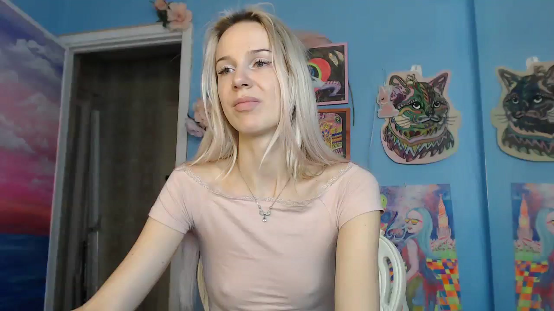 Gallery image thumbnail from PoliLoveLuna's myfreecams stream on, 08/11/2023, 05:31 image 14 of 20