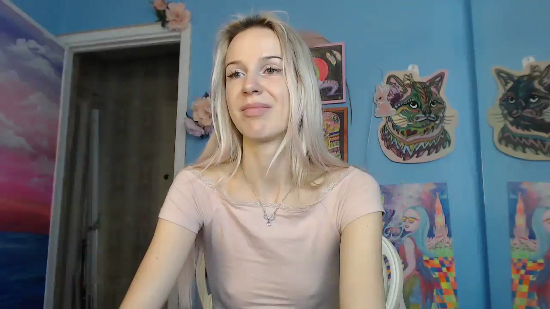 Gallery image thumbnail from PoliLoveLuna's myfreecams stream on, 08/11/2023, 05:31 image 15 of 20