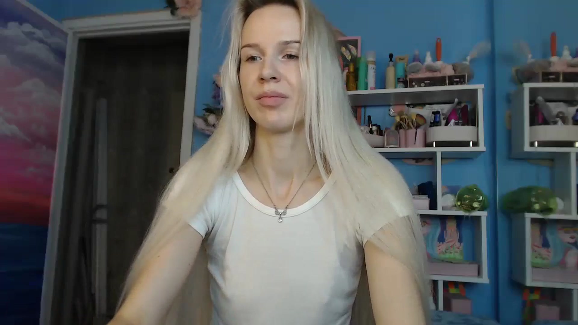 Gallery image thumbnail from PoliLoveLuna's myfreecams stream on, 08/24/2023, 04:06 image 8 of 20