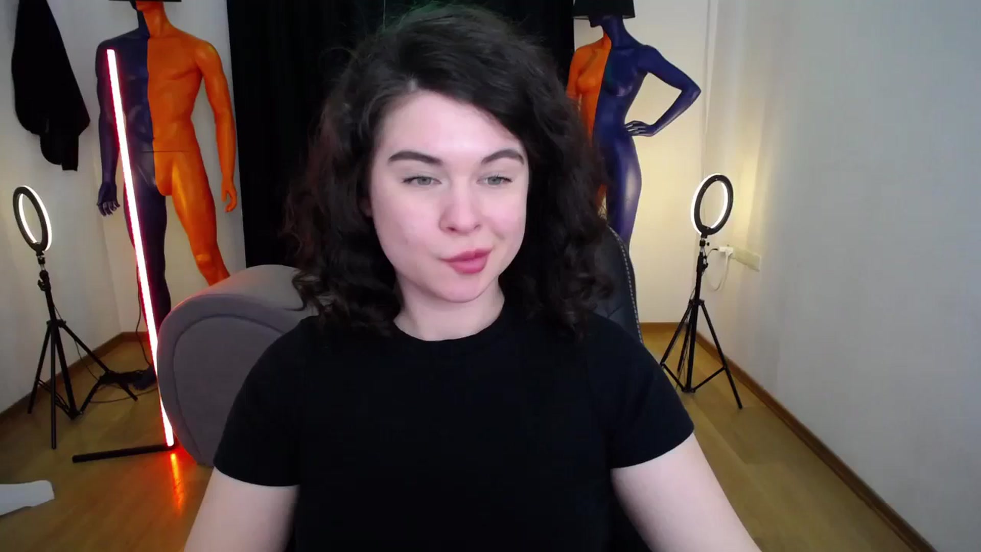 Gallery image thumbnail from PoliSpace's myfreecams stream on, 03/19/2024, 09:44 image 13 of 20