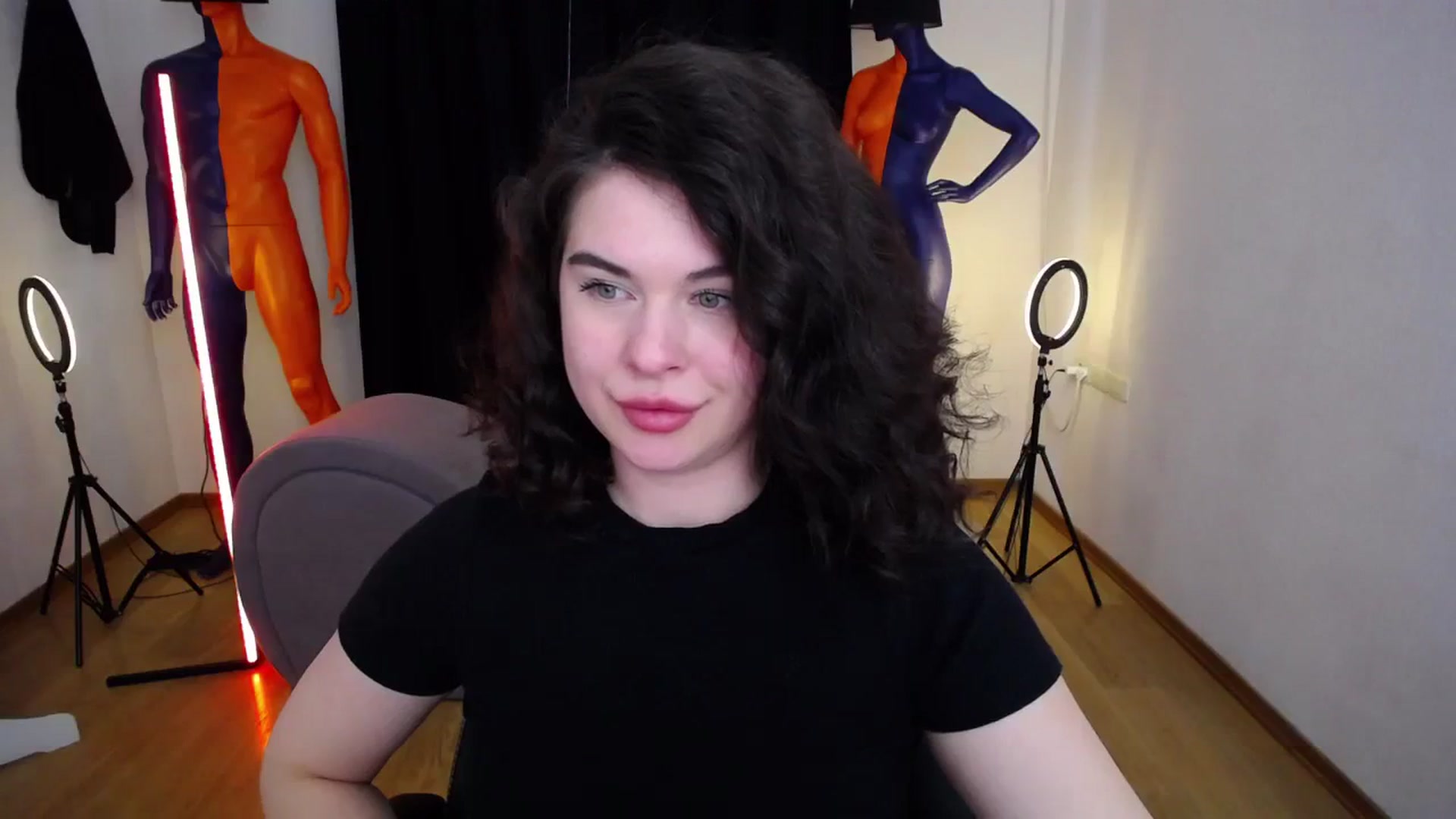 Gallery image thumbnail from PoliSpace's myfreecams stream on, 03/19/2024, 09:44 image 6 of 20