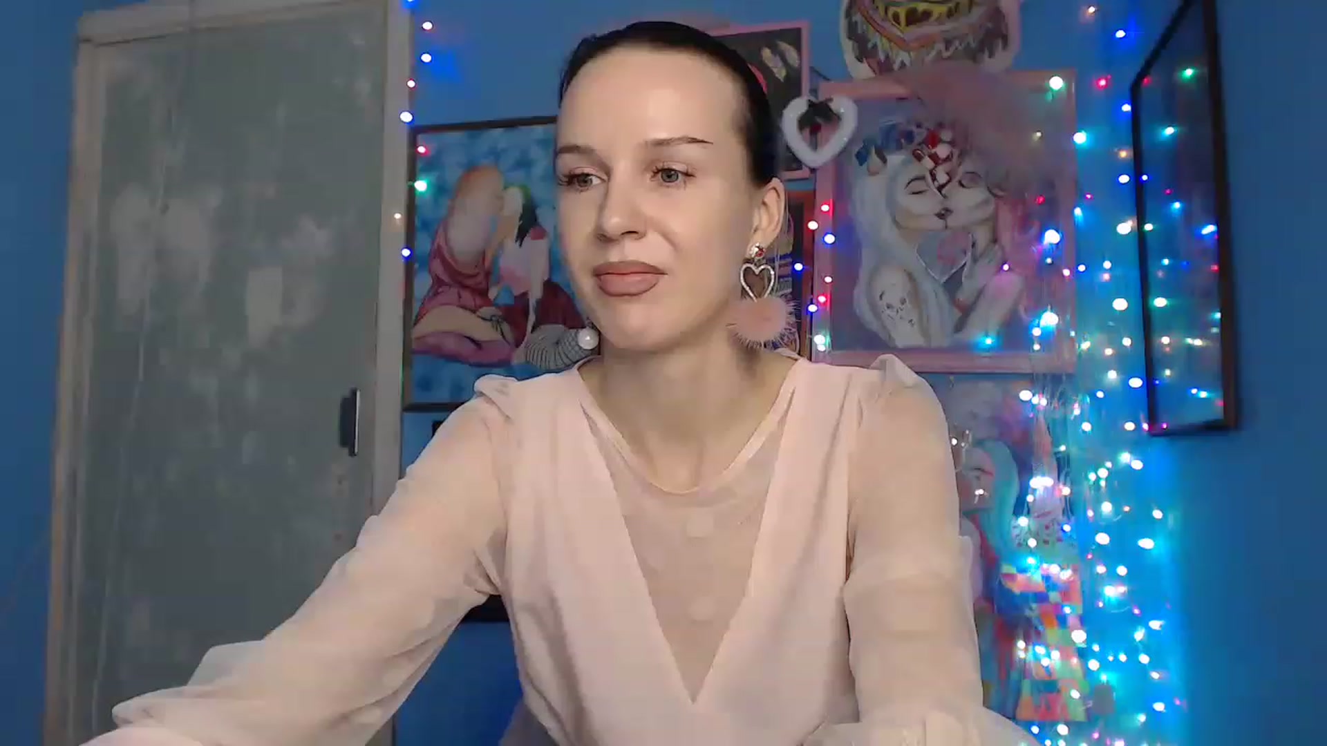 Gallery image thumbnail from PolinaLuna's myfreecams stream on, 11/24/2022, 04:56 image 3 of 20