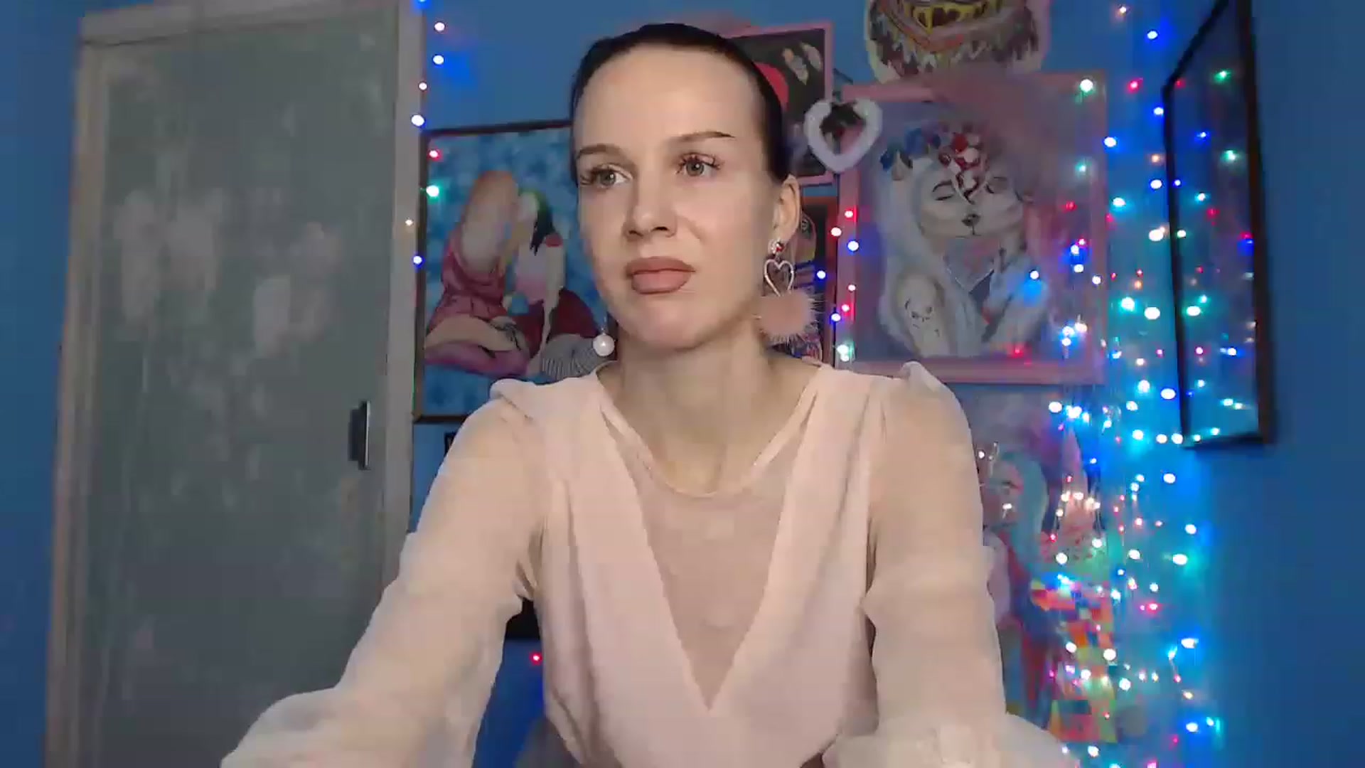 Gallery image thumbnail from PolinaLuna's myfreecams stream on, 11/24/2022, 04:56 image 1 of 20