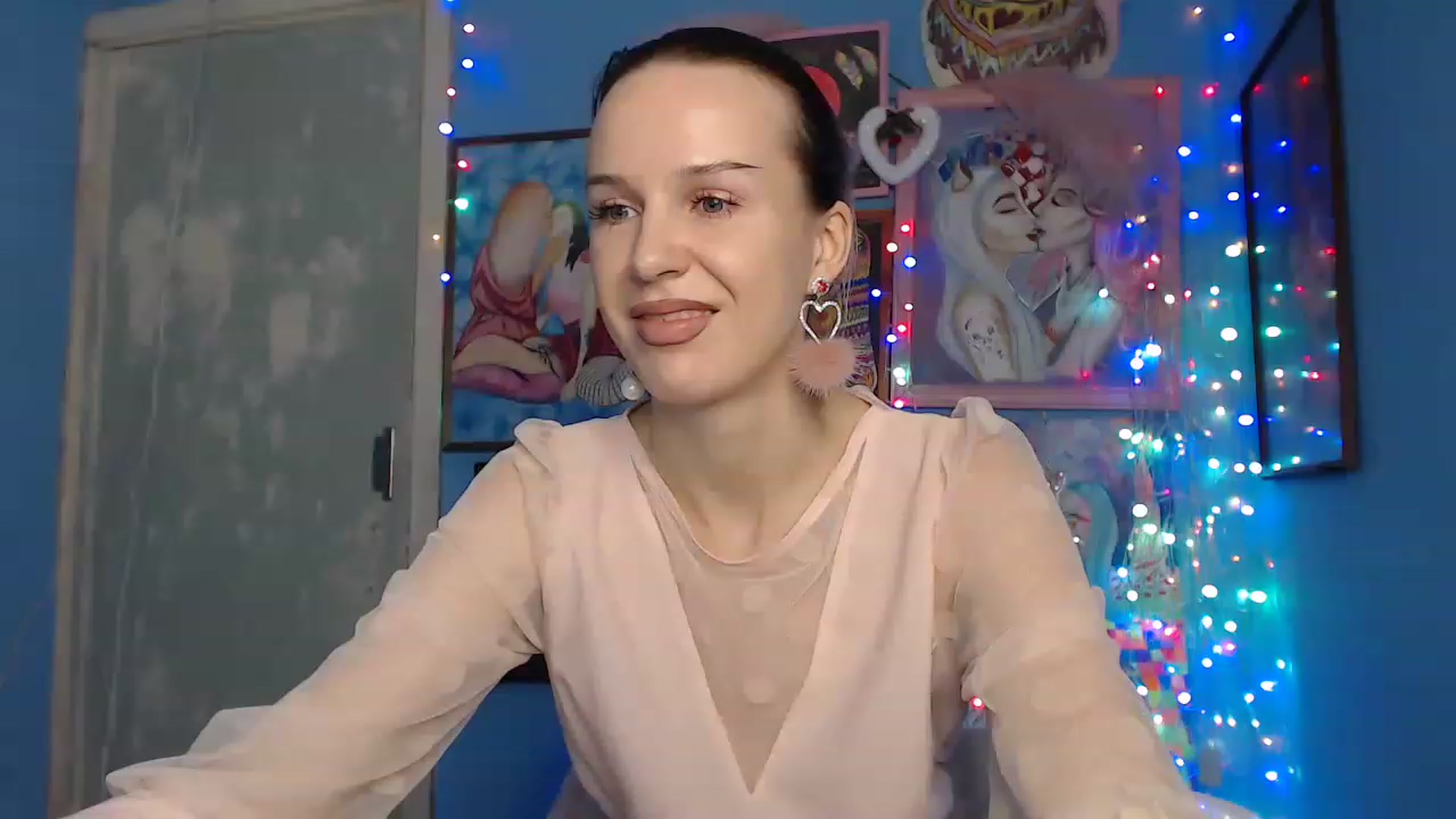 Gallery image thumbnail from PolinaLuna's myfreecams stream on, 11/24/2022, 04:56 image 4 of 20