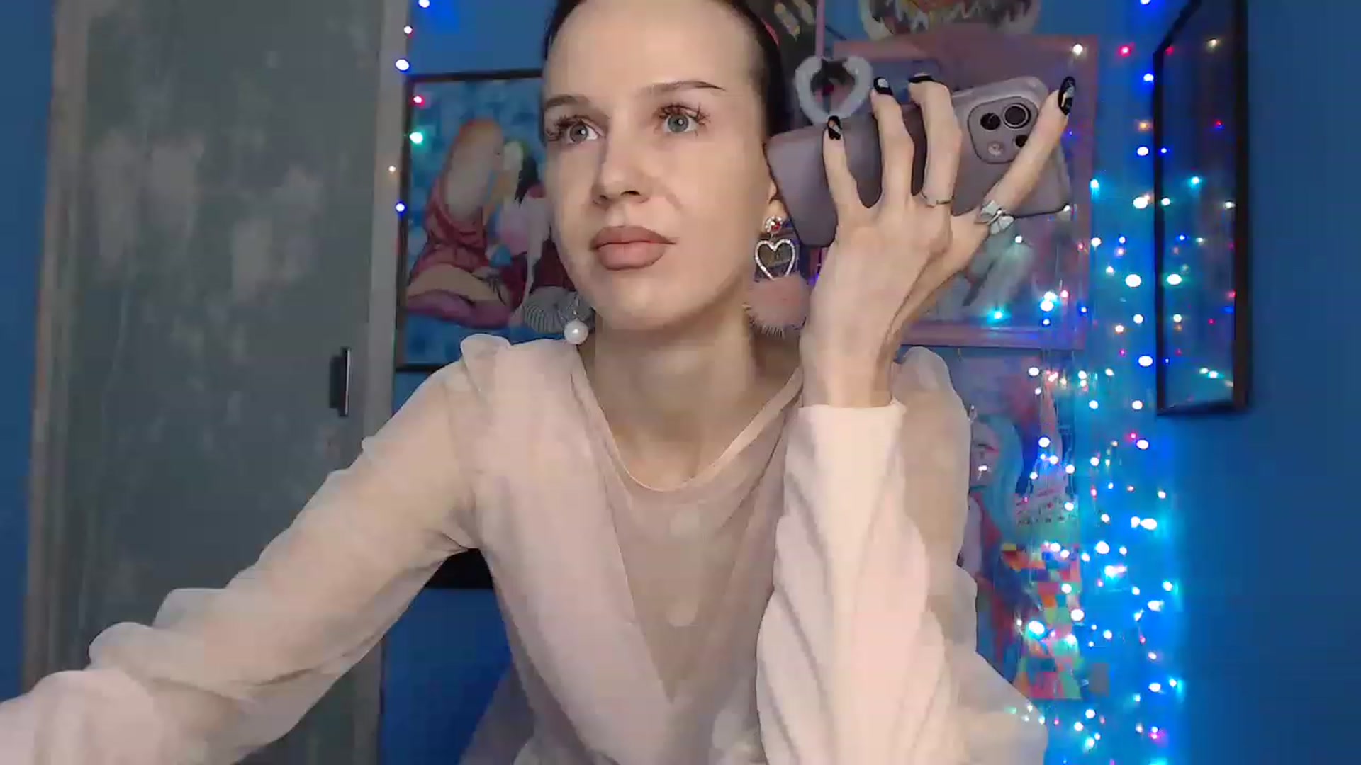 Gallery image thumbnail from PolinaLuna's myfreecams stream on, 11/24/2022, 04:56 image 15 of 20