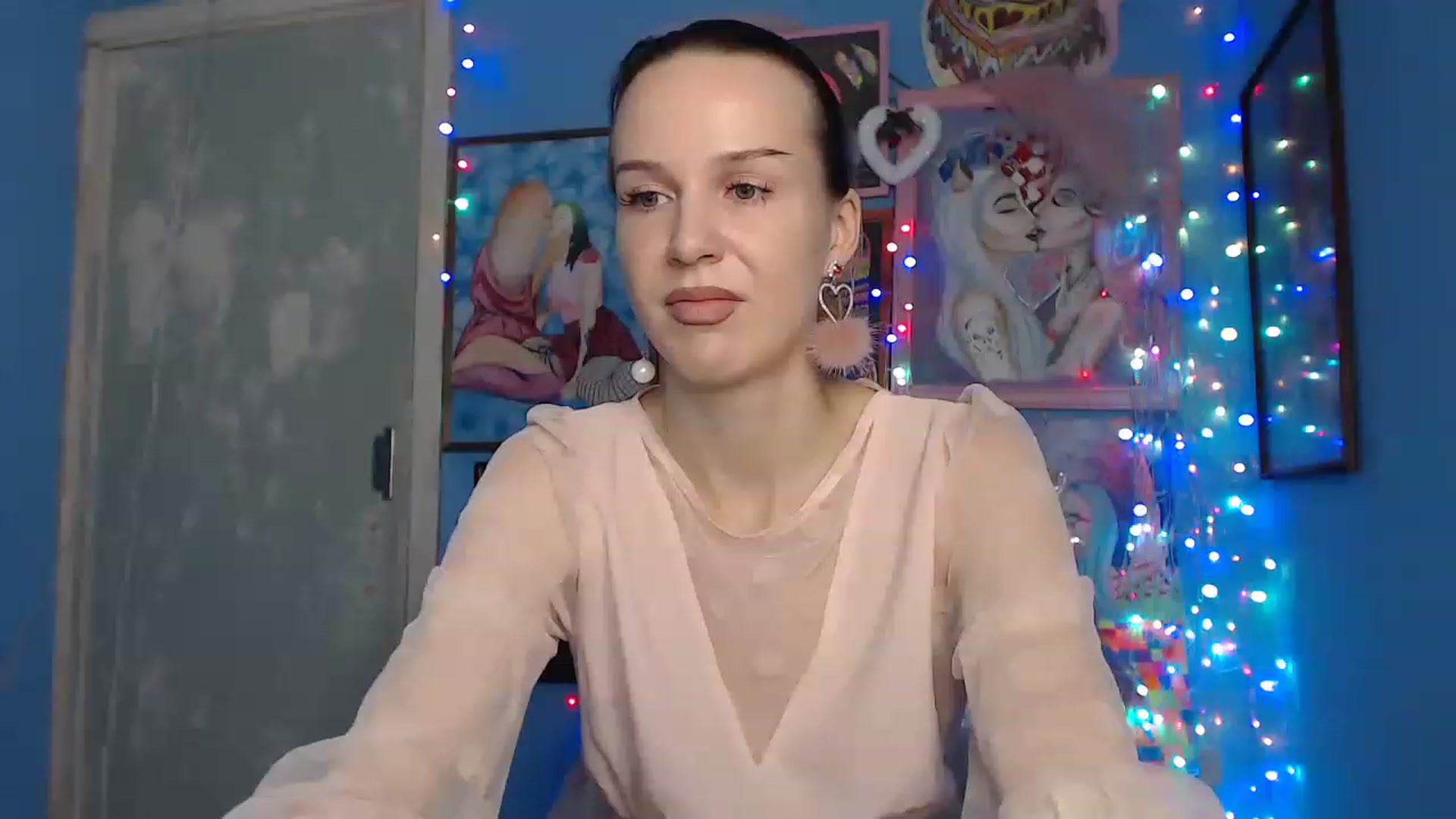 Gallery image thumbnail from PolinaLuna's myfreecams stream on, 11/24/2022, 04:56 image 5 of 20
