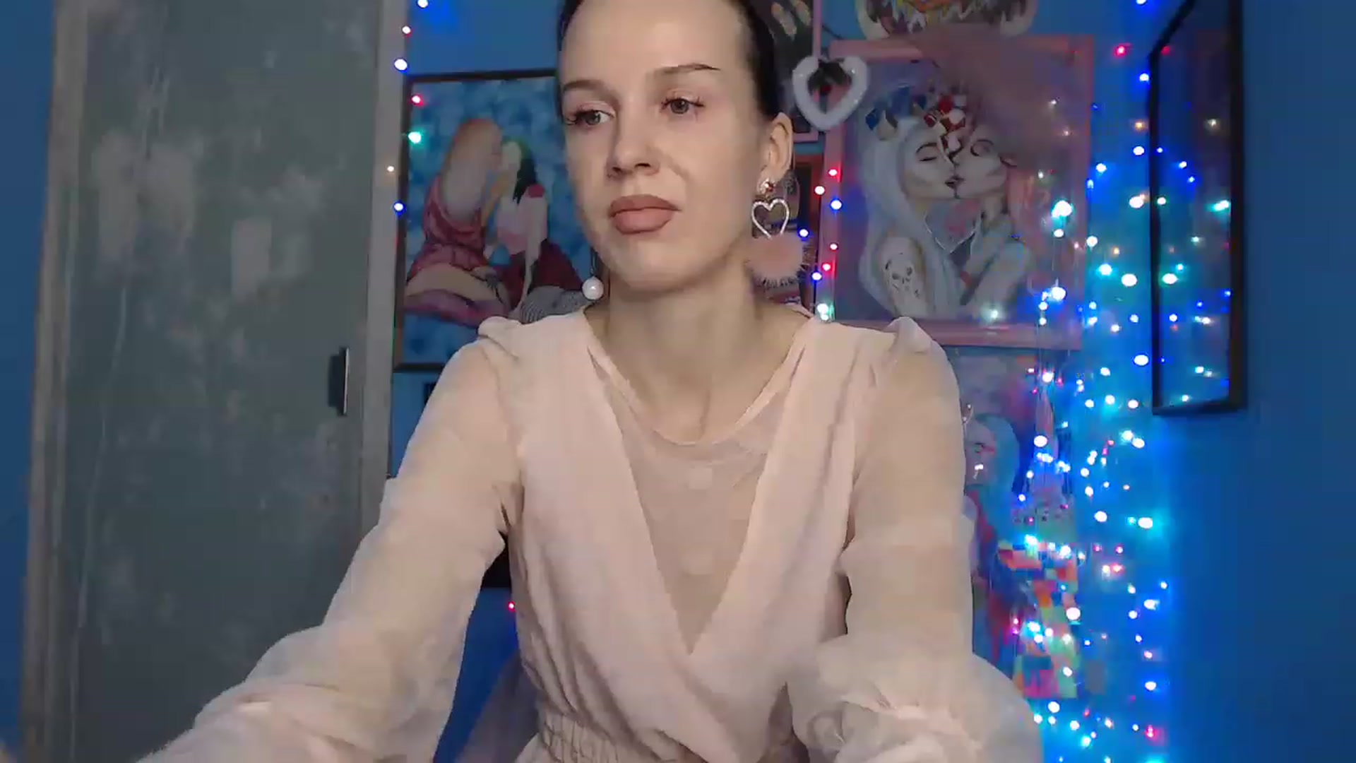 Gallery image thumbnail from PolinaLuna's myfreecams stream on, 11/24/2022, 04:56 image 9 of 20