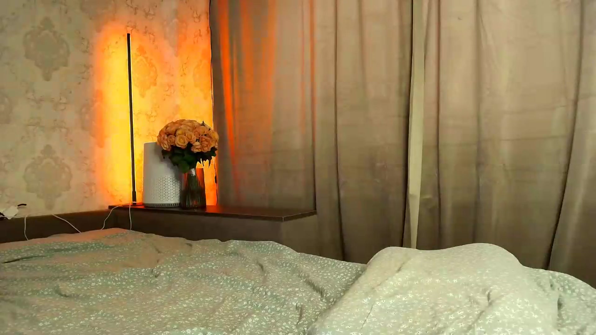 Gallery image thumbnail from PolinaMalina's myfreecams stream on, 08/11/2026, 12:26 image 9 of 20