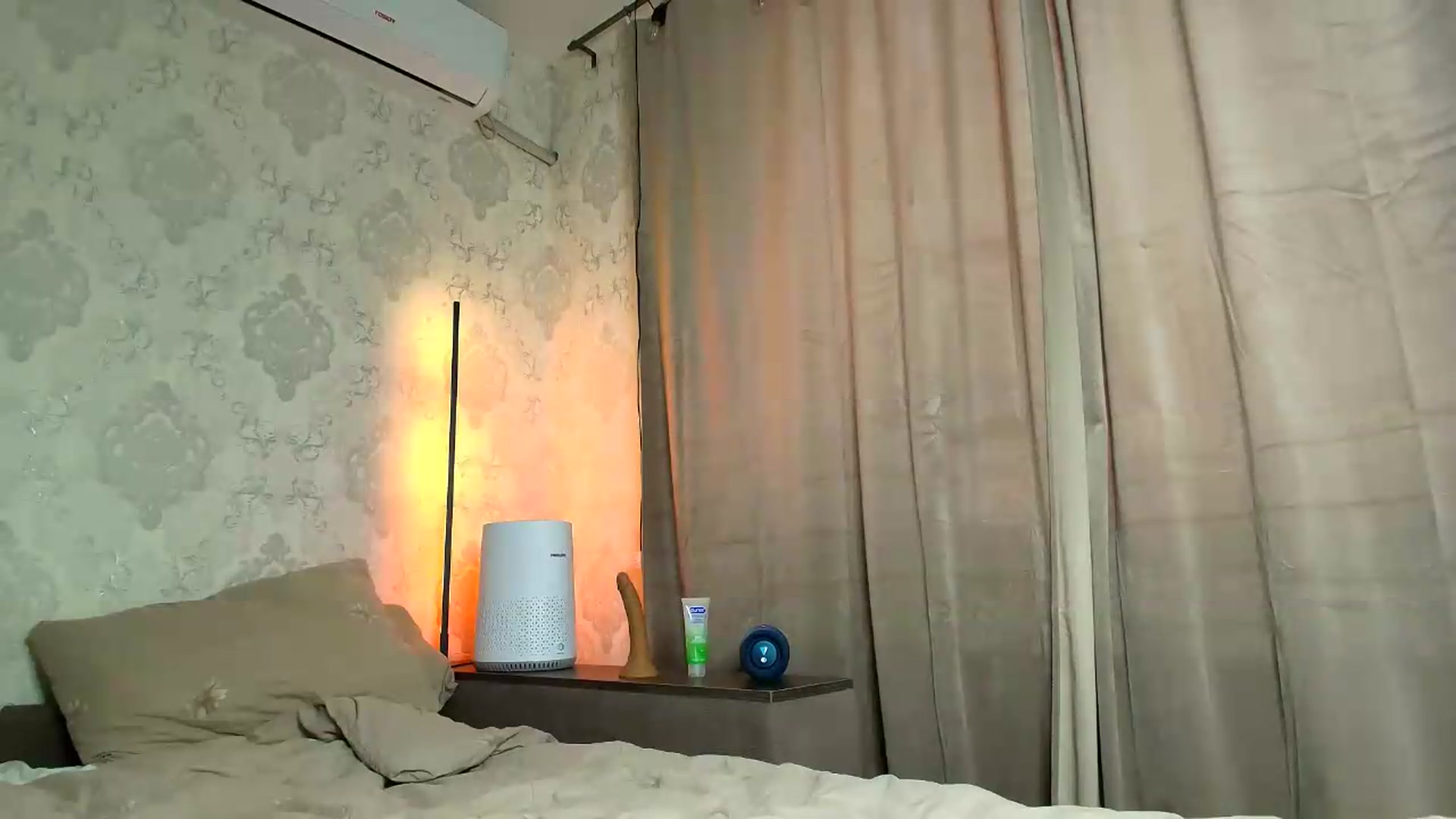 Gallery image thumbnail from PolinaMalina's myfreecams stream on, 09/03/2026, 12:27 image 6 of 20