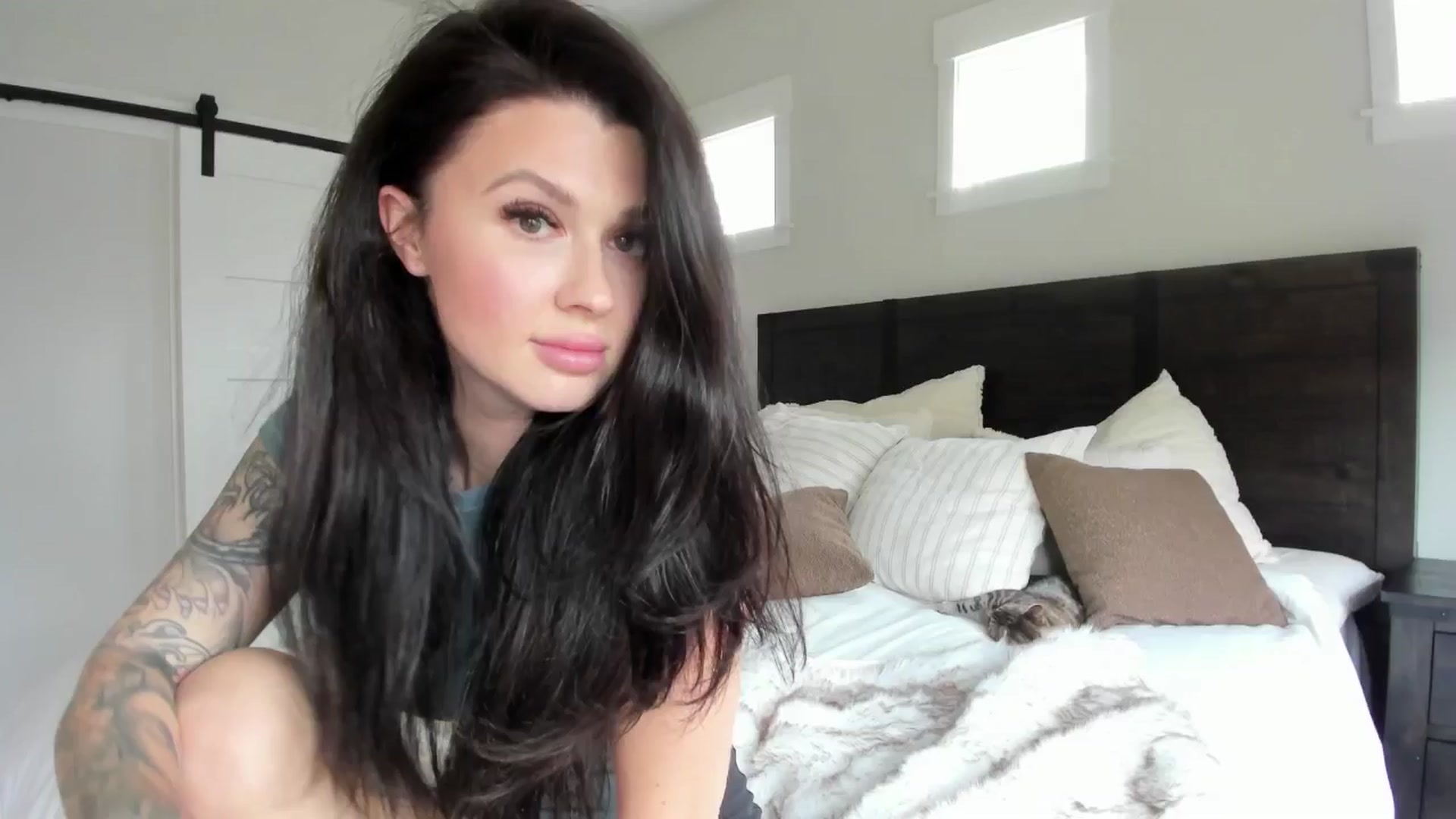 Gallery image thumbnail from PolishBarbie's myfreecams stream on, 10/01/2025, 19:05 image 7 of 20