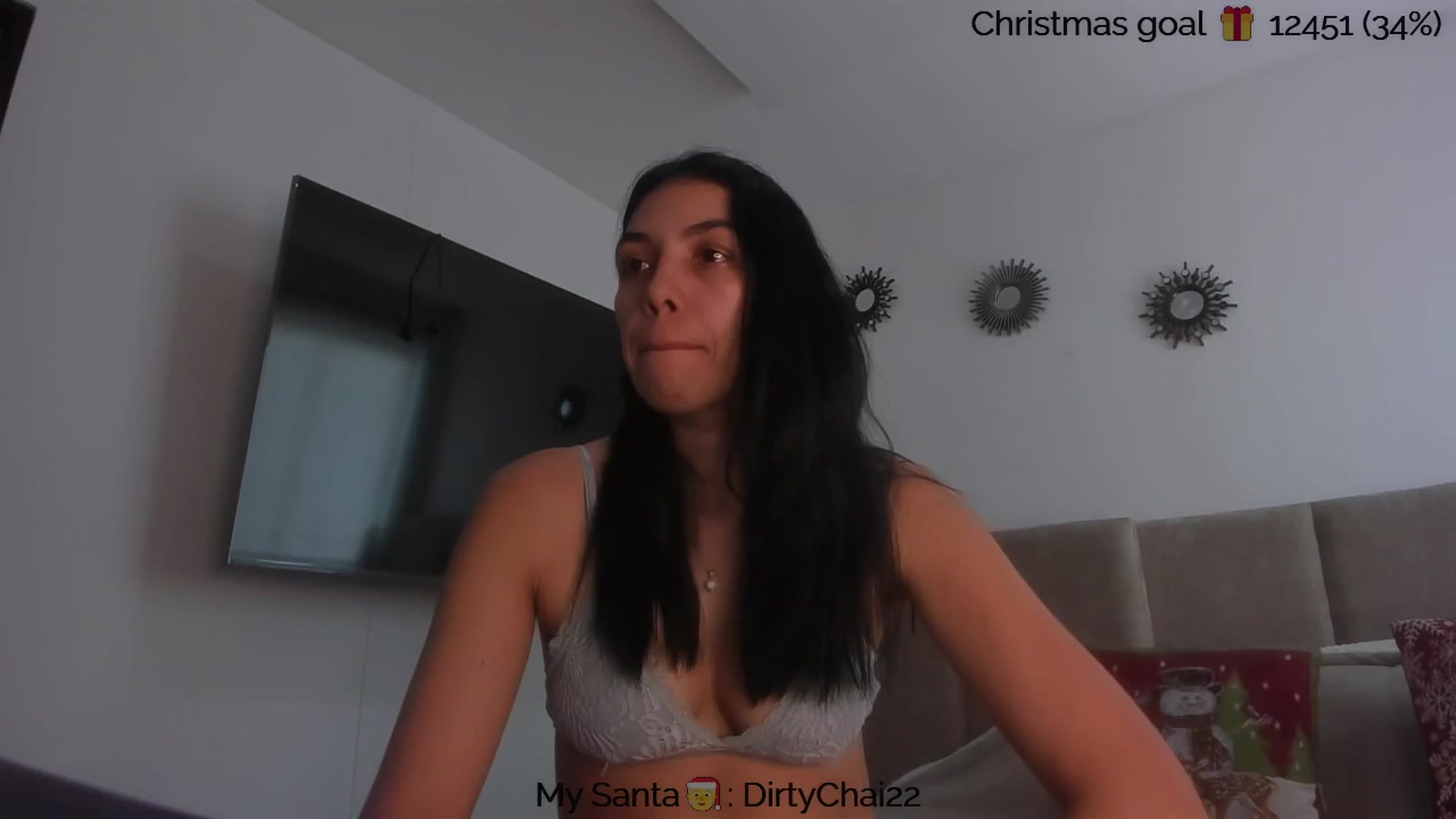 Gallery image thumbnail from Polly10's myfreecams stream on, 12/31/2024, 15:37 image 1 of 20