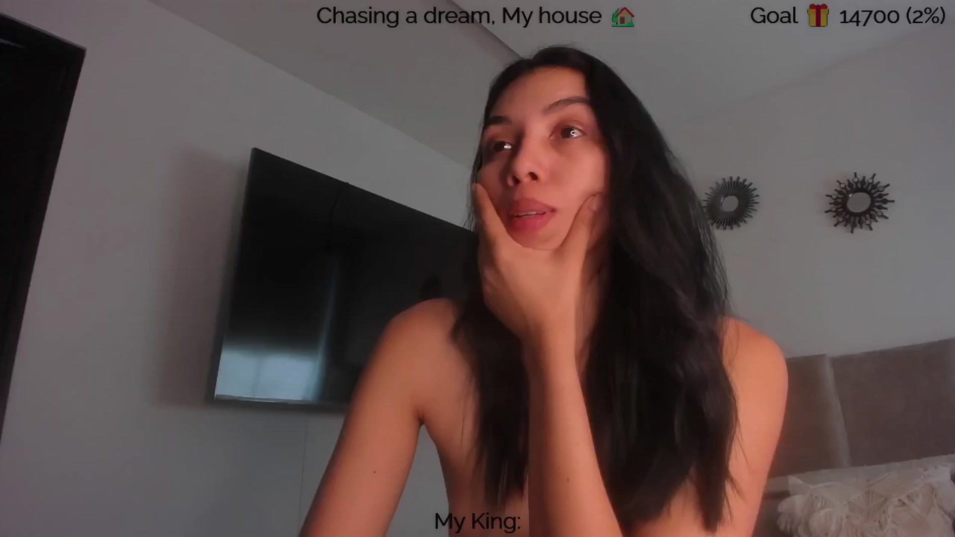 Gallery image thumbnail from Polly10's myfreecams stream on, 01/01/2025, 15:39 image 19 of 20