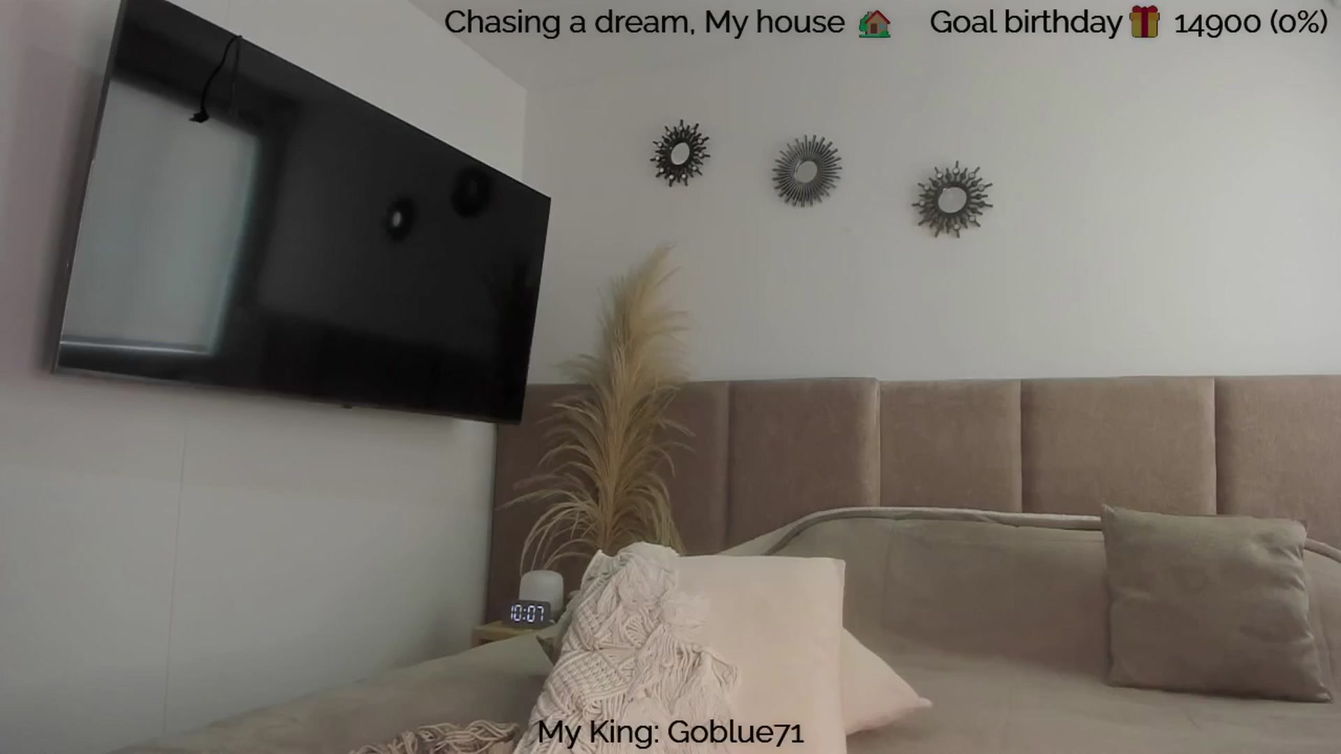 Gallery image thumbnail from Polly10's myfreecams stream on, 02/17/2025, 15:50 image 4 of 20