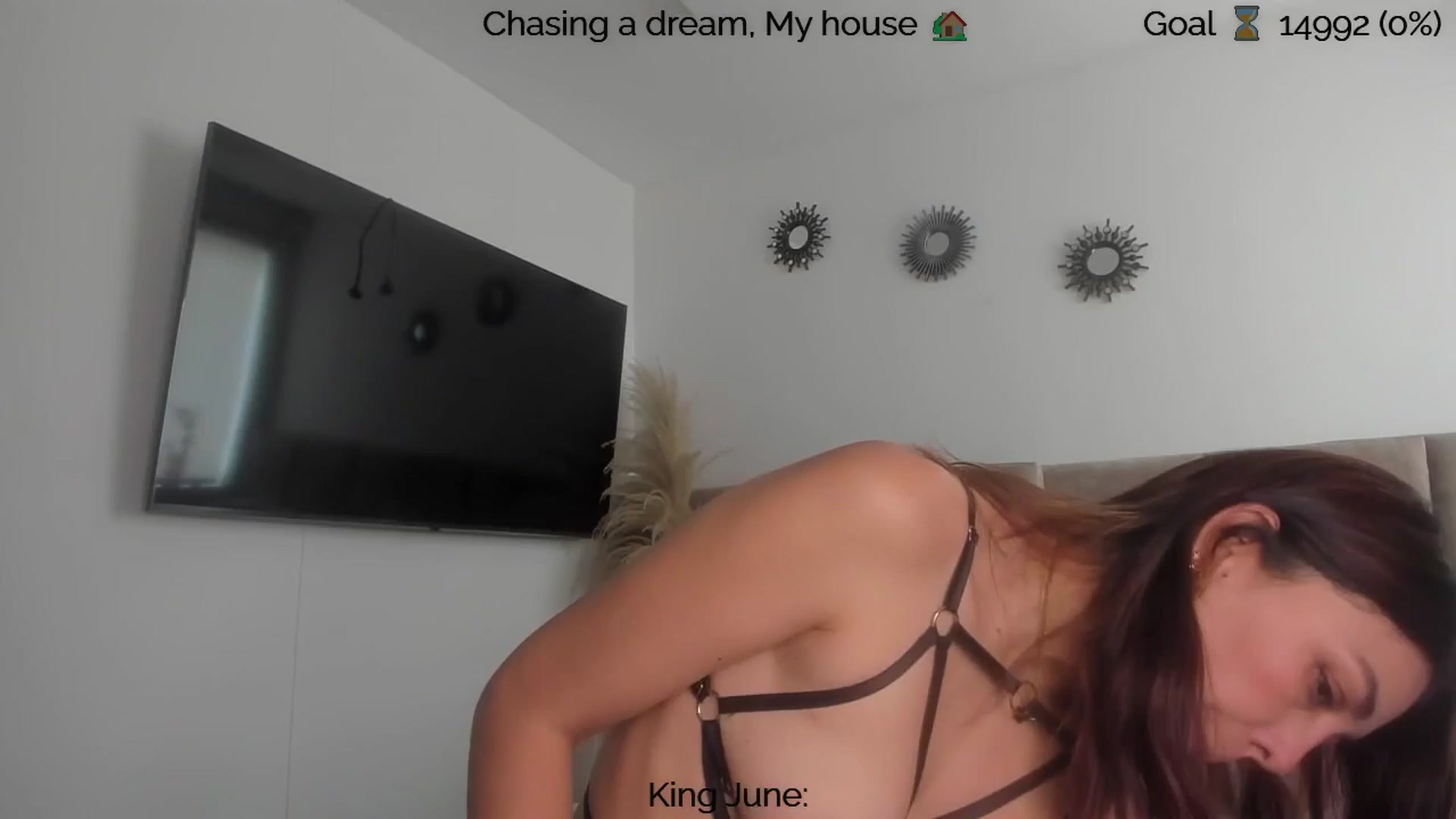 Gallery image thumbnail from Polly10's myfreecams stream on, 06/01/2025, 13:37 image 3 of 20