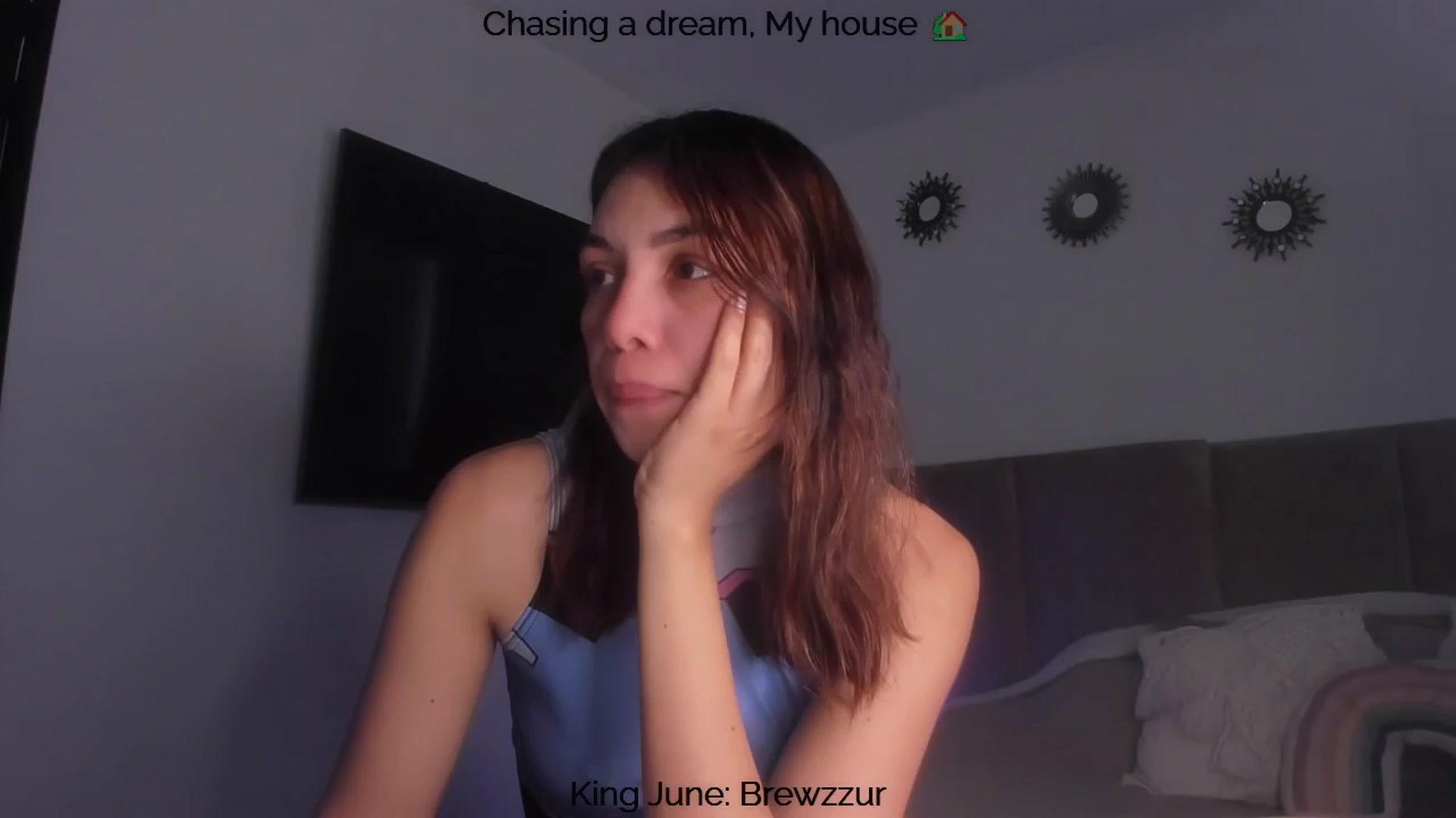 Gallery image thumbnail from Polly10's myfreecams stream on, 06/16/2025, 13:39 image 7 of 20