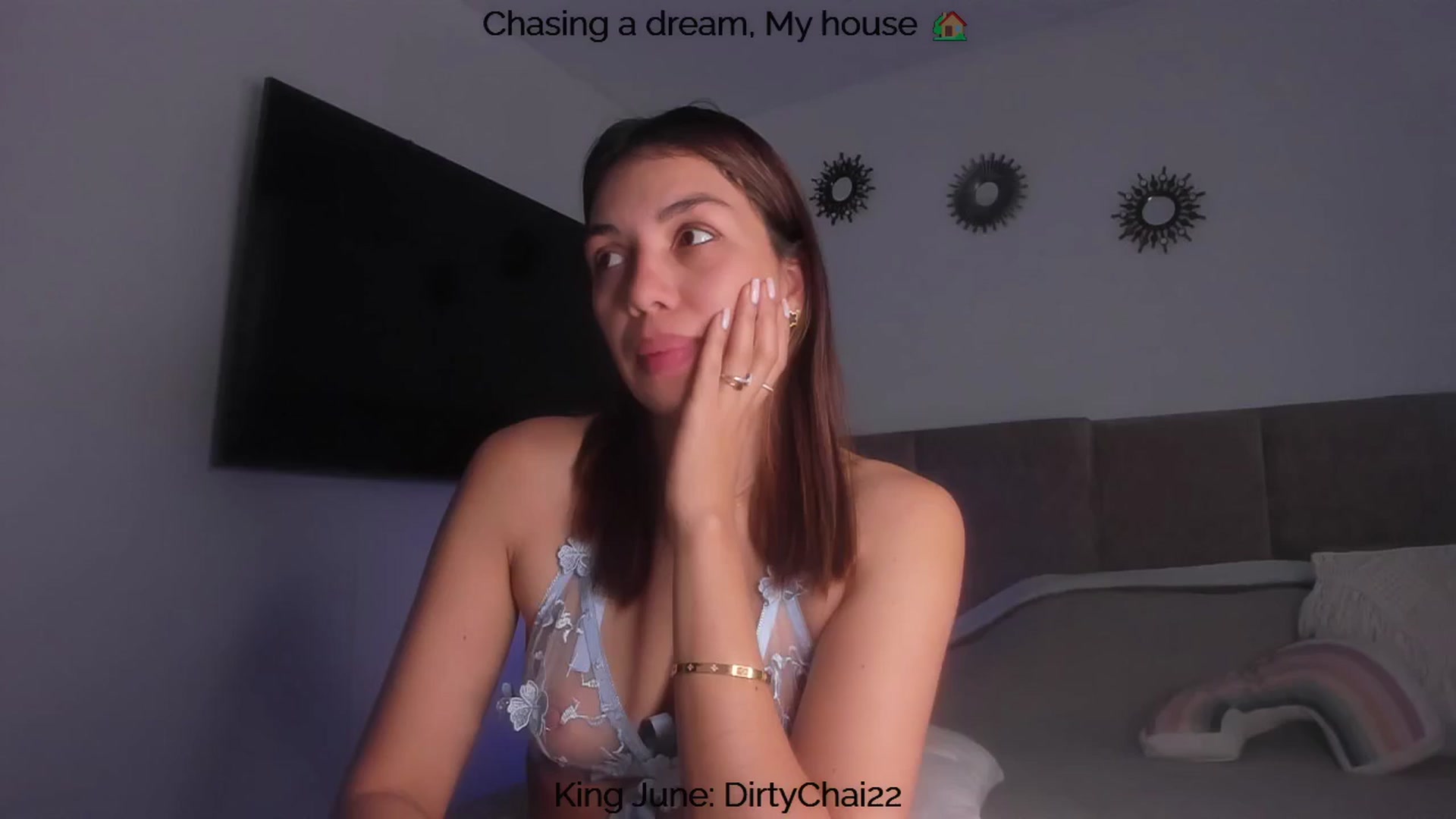 Gallery image thumbnail from Polly10's myfreecams stream on, 06/17/2025, 15:06 image 12 of 20