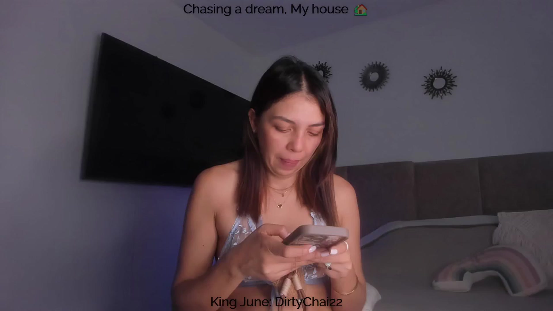 Gallery image thumbnail from Polly10's myfreecams stream on, 06/17/2025, 15:06 image 6 of 20