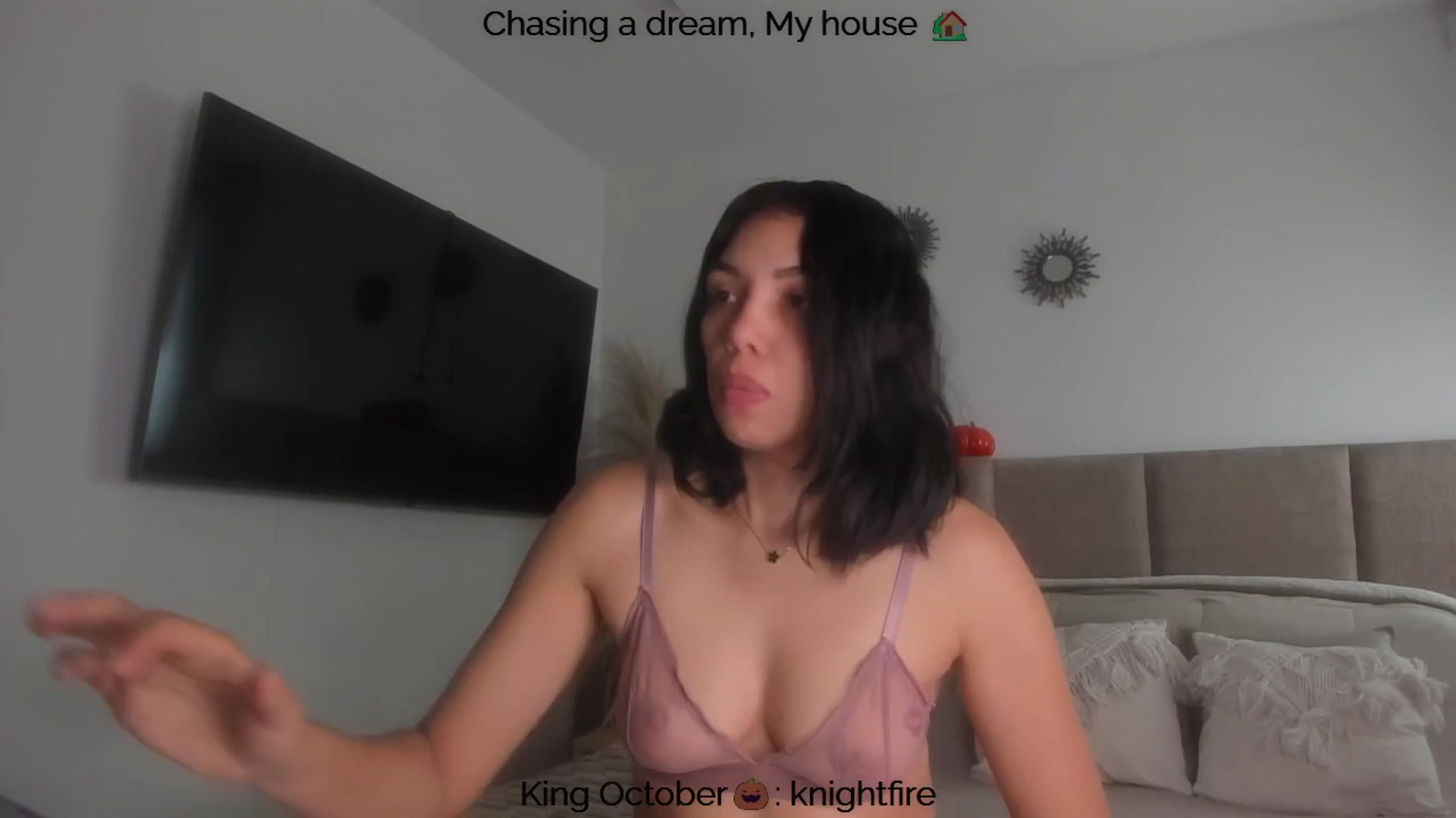 Gallery image thumbnail from Polly10's myfreecams stream on, 10/30/2025, 13:48 image 11 of 20