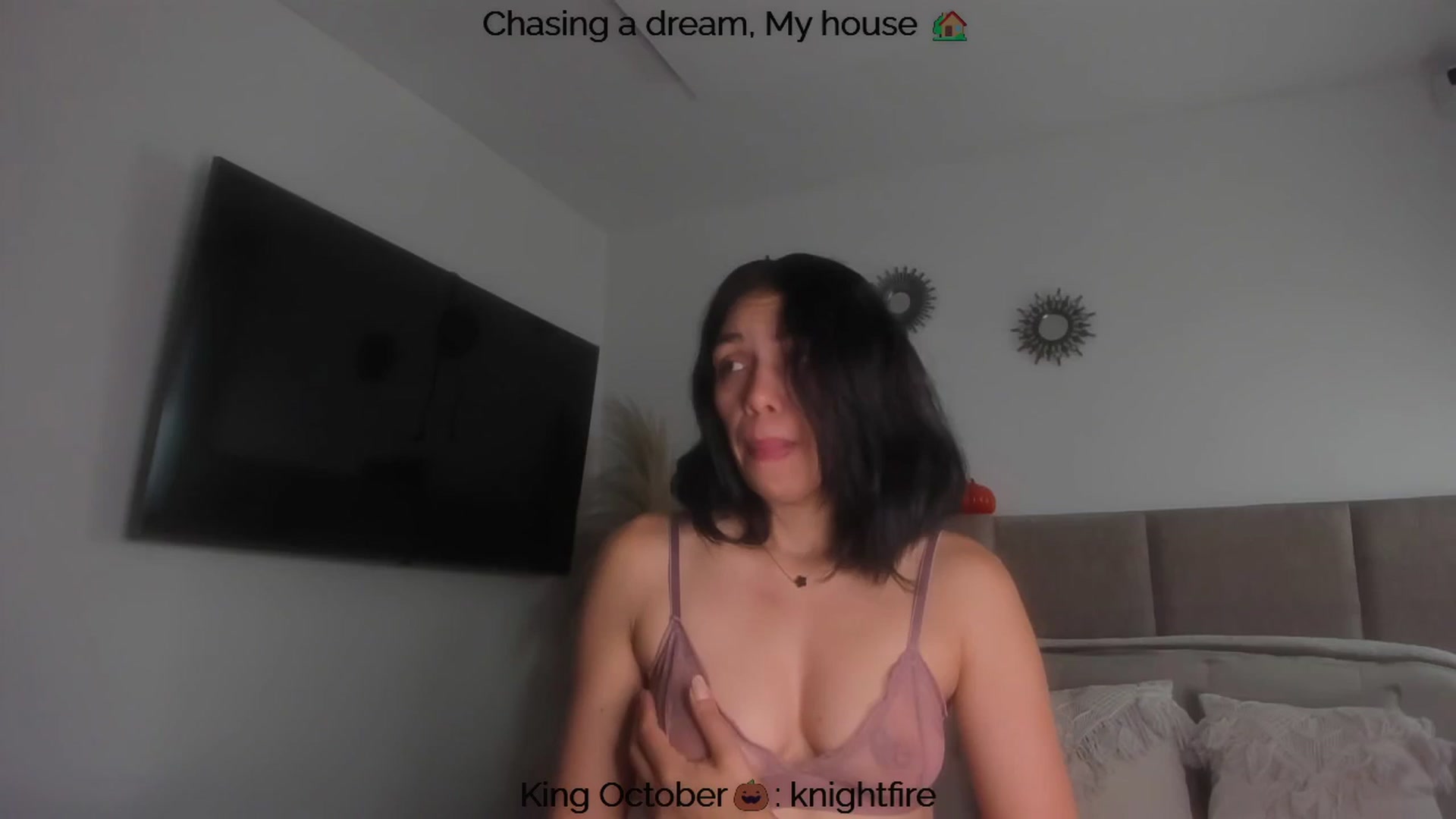 Gallery image thumbnail from Polly10's myfreecams stream on, 10/30/2025, 13:48 image 4 of 20