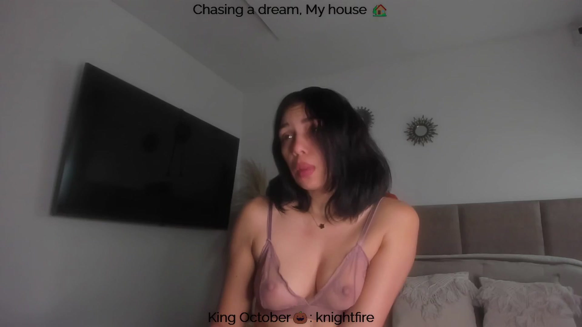 Gallery image thumbnail from Polly10's myfreecams stream on, 10/30/2025, 13:48 image 3 of 20
