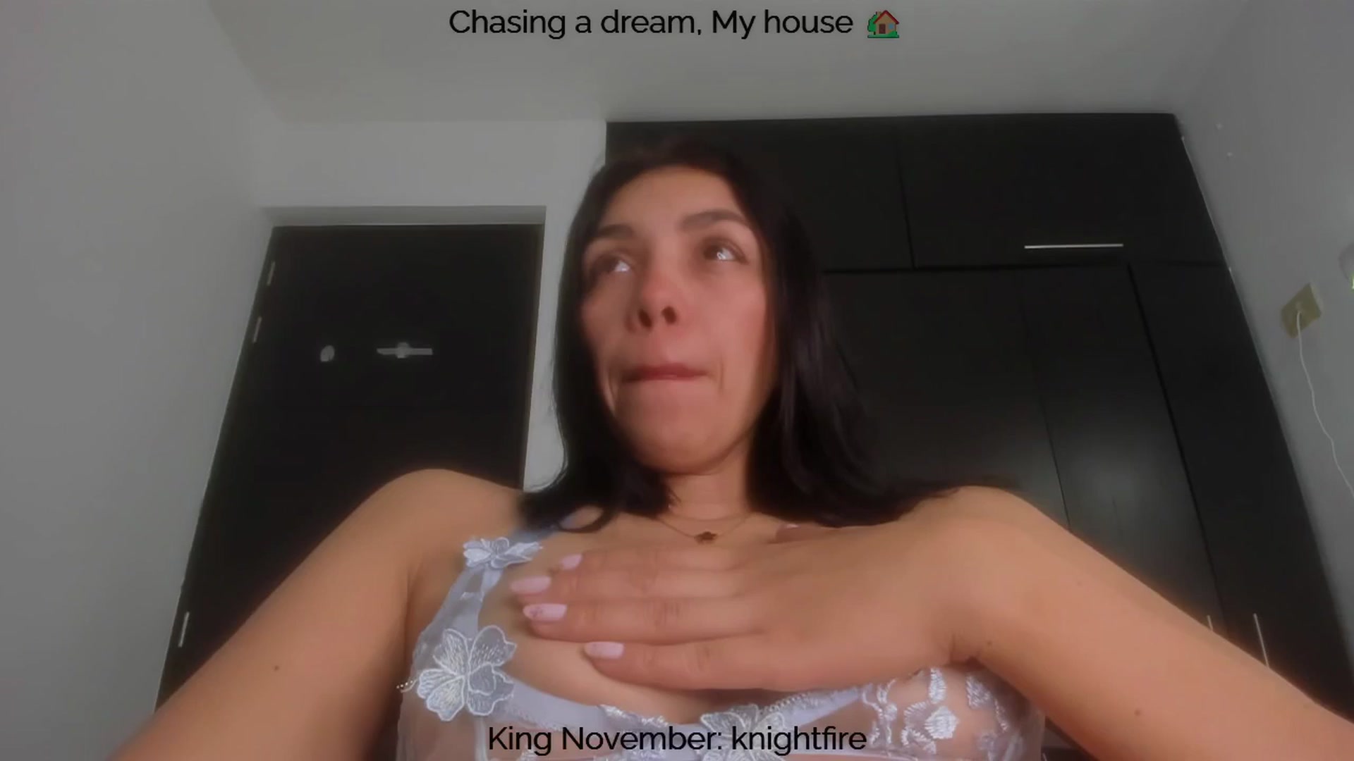 Gallery image thumbnail from Polly10's myfreecams stream on, 11/16/2025, 13:20 image 6 of 20