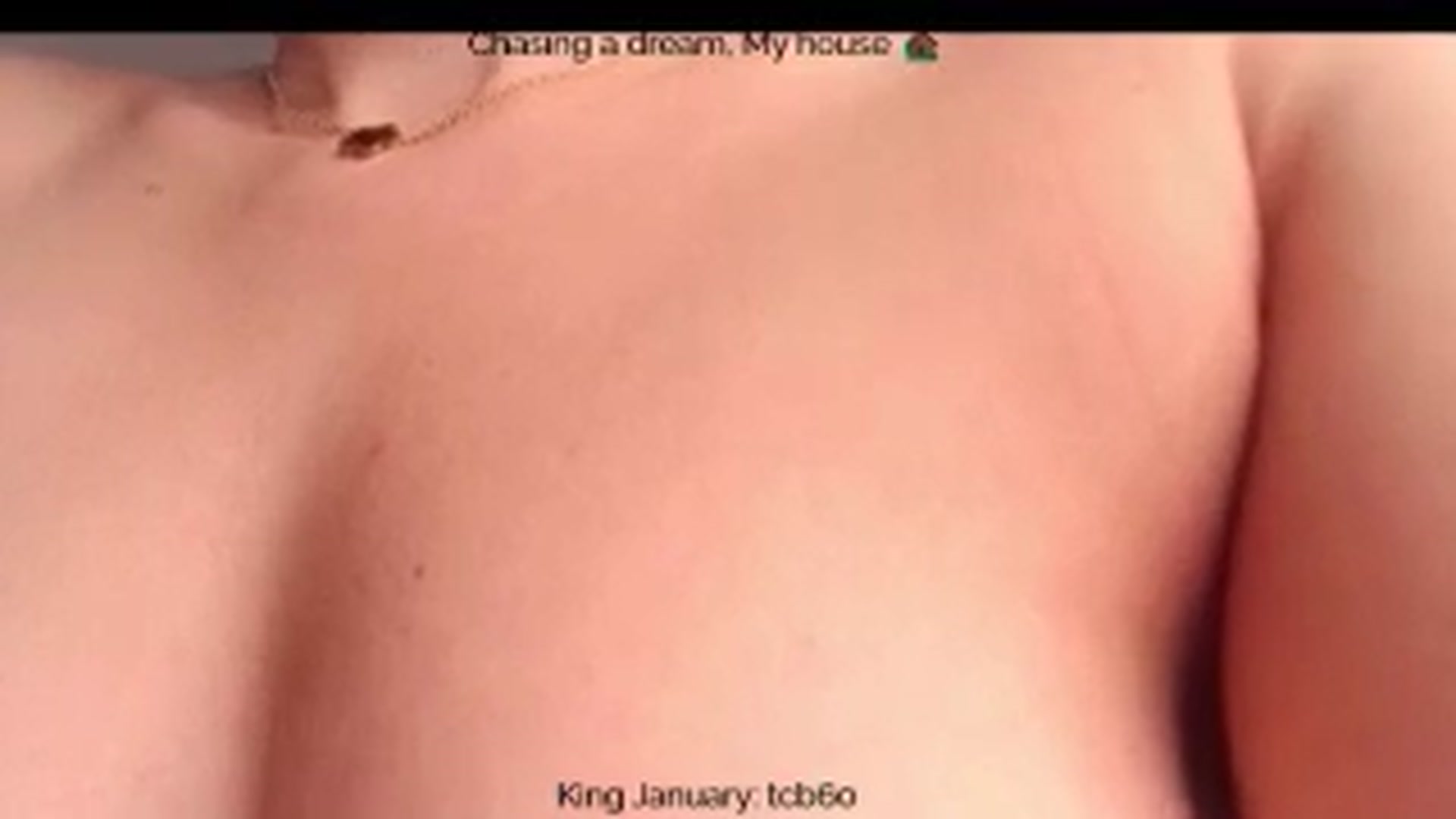 Gallery image thumbnail from Polly10's myfreecams stream on, 01/21/2026, 19:39 image 6 of 20