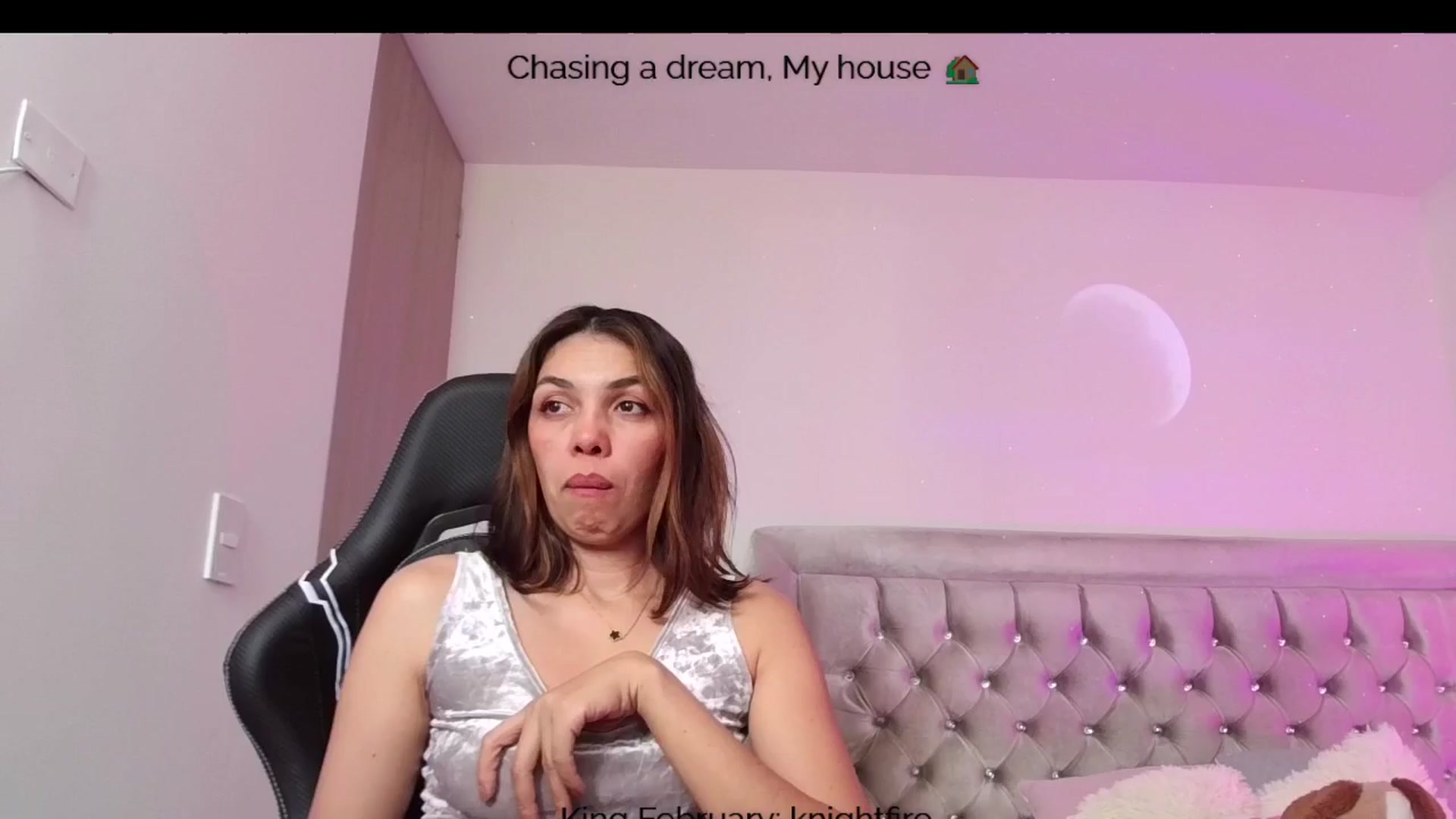 Gallery image thumbnail from Polly10's myfreecams stream on, 02/12/2026, 19:37 image 1 of 20