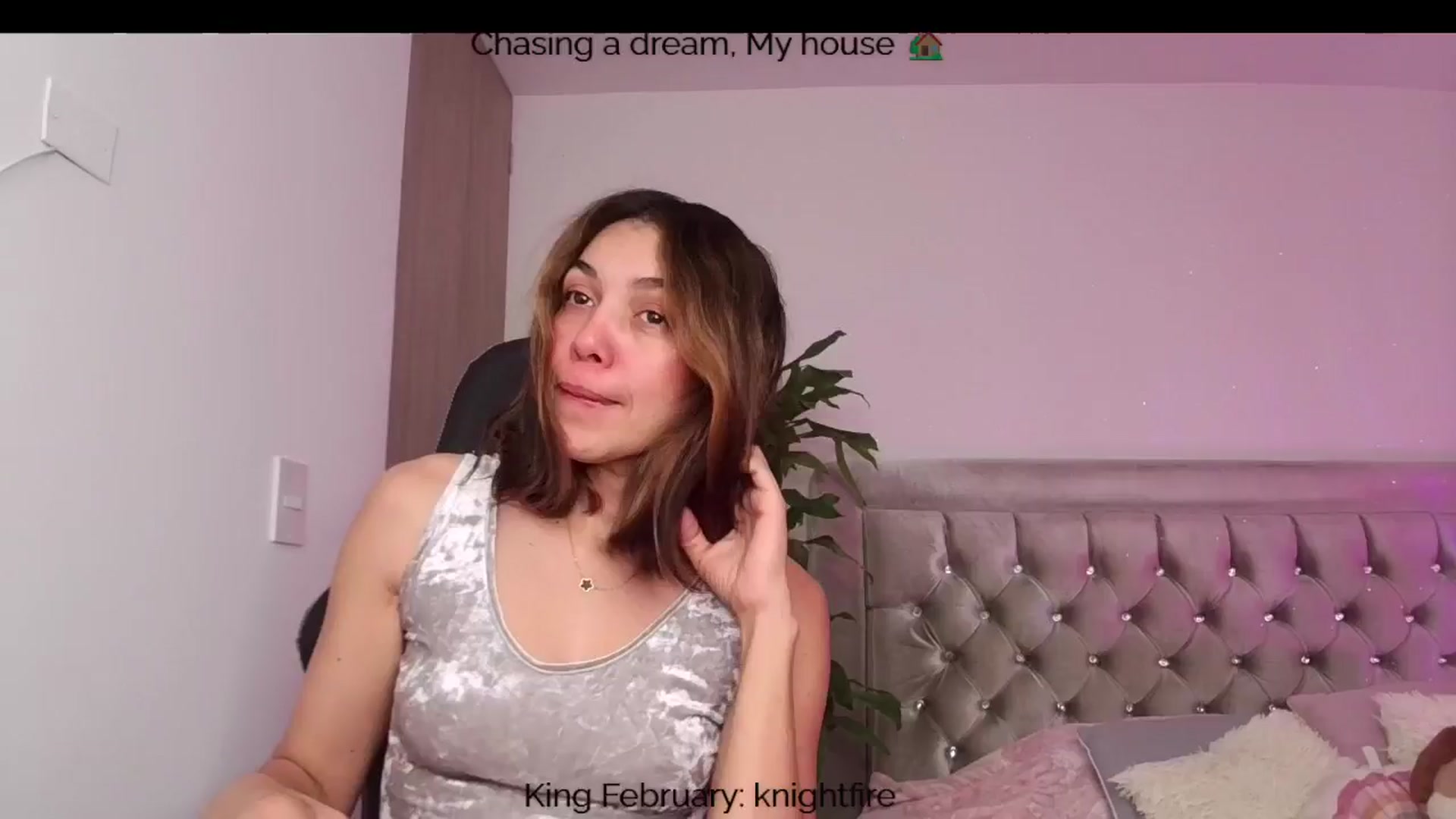Gallery image thumbnail from Polly10's myfreecams stream on, 02/15/2026, 16:19 image 3 of 20