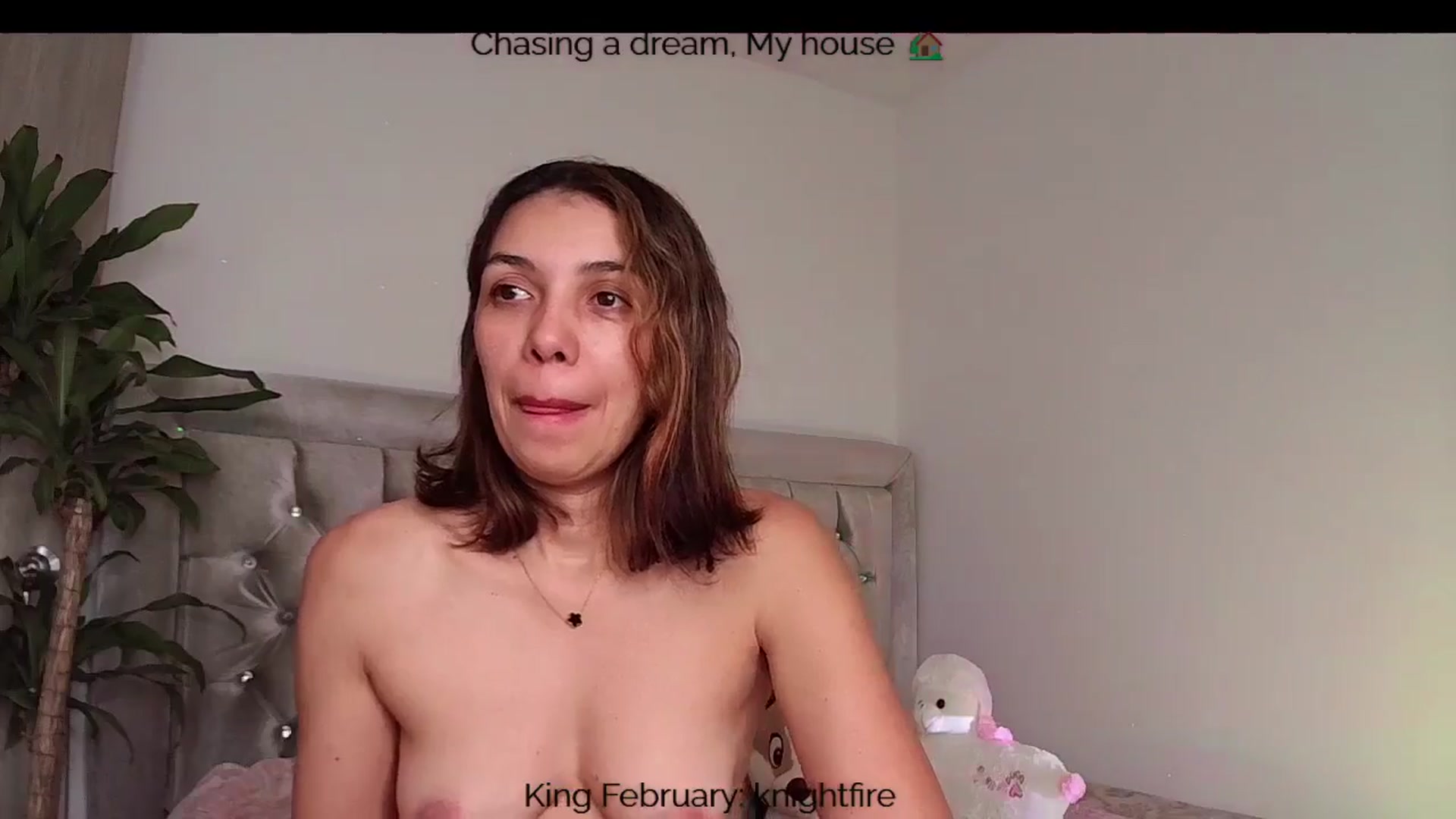 Gallery image thumbnail from Polly10's myfreecams stream on, 02/16/2026, 20:10 image 15 of 20