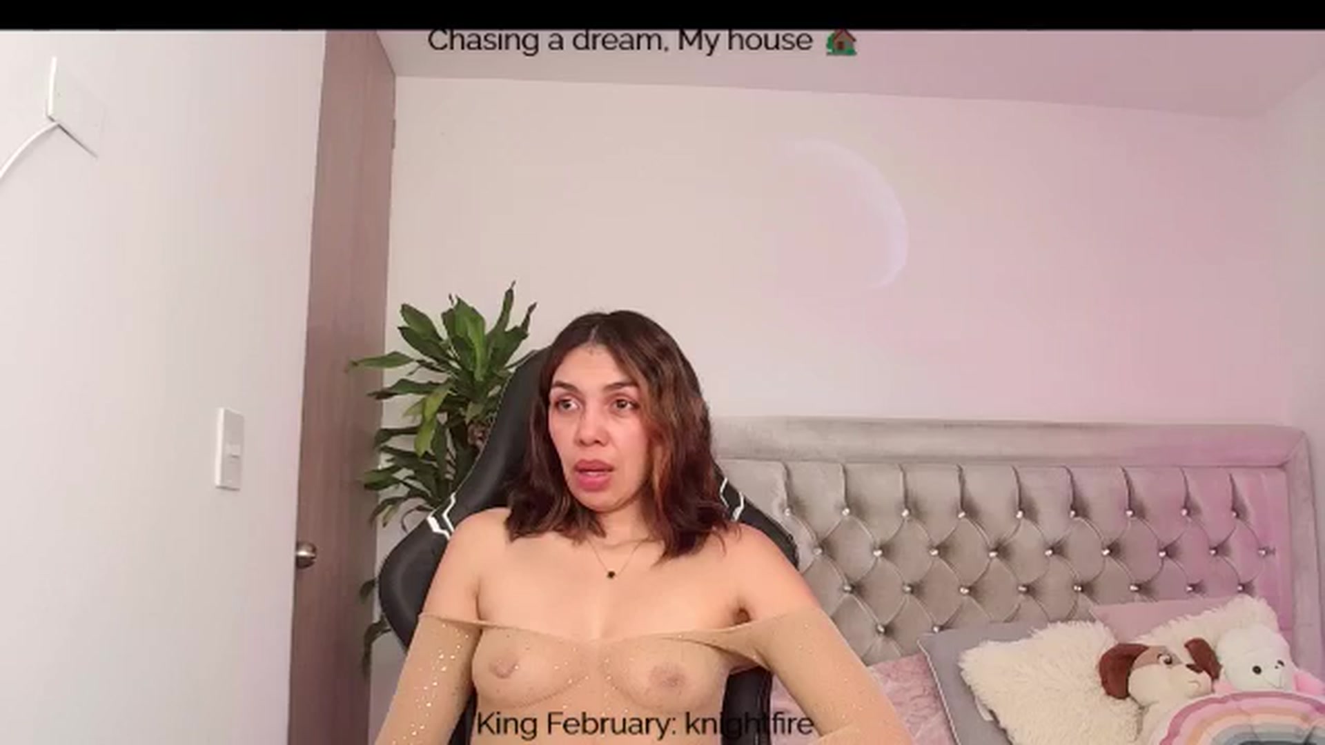 Gallery image thumbnail from Polly10's myfreecams stream on, 02/17/2026, 13:31 image 9 of 20