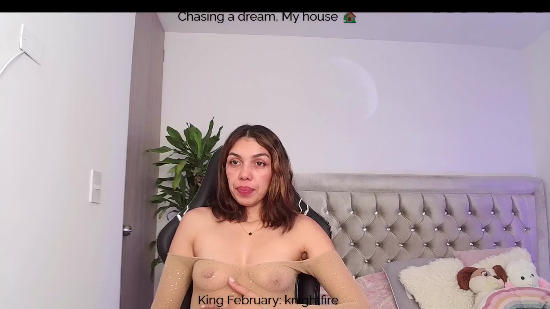 Gallery image thumbnail from Polly10's myfreecams stream on, 02/17/2026, 13:31 image 15 of 20