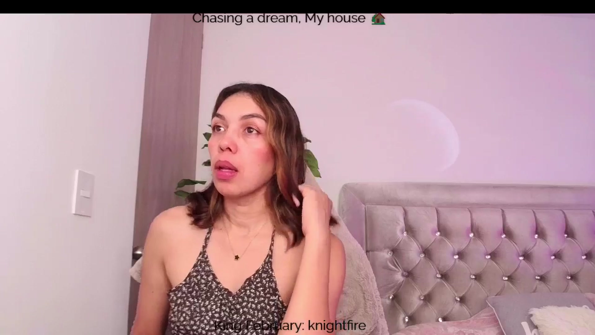 Gallery image thumbnail from Polly10's myfreecams stream on, 02/18/2026, 15:18 image 3 of 20