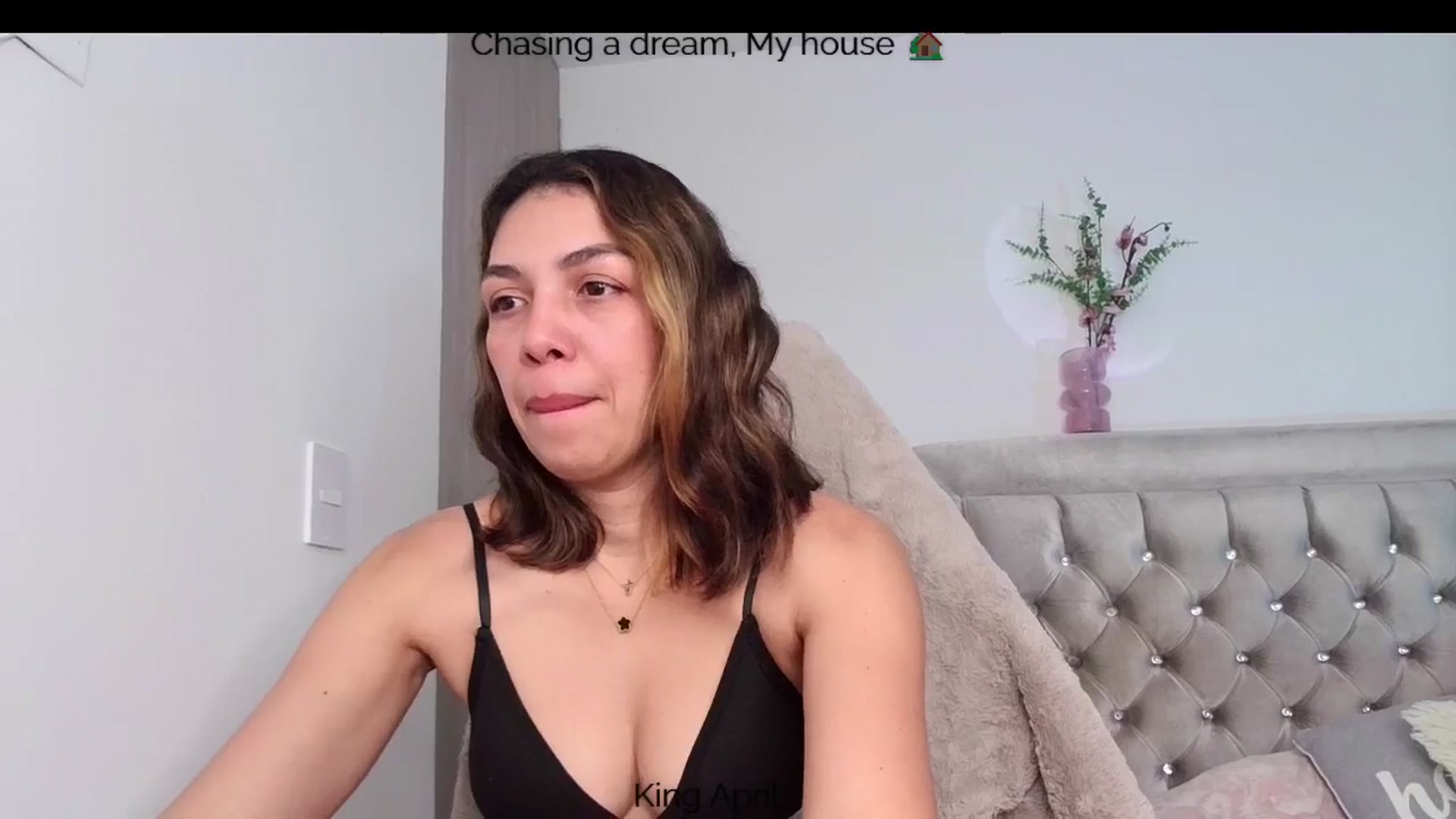 Gallery image thumbnail from Polly10's myfreecams stream on, 04/06/2026, 15:21 image 3 of 20