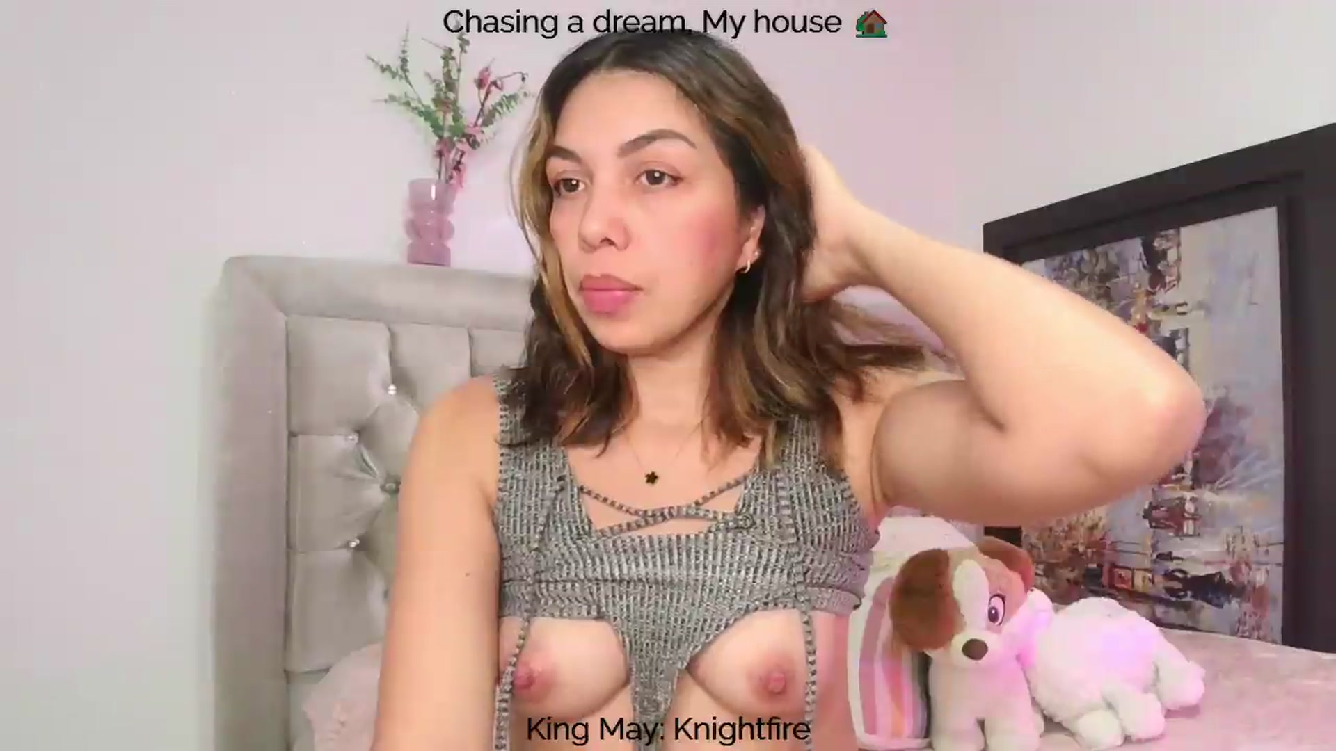 Gallery image thumbnail from Polly10's myfreecams stream on, 05/19/2026, 14:43 image 9 of 20