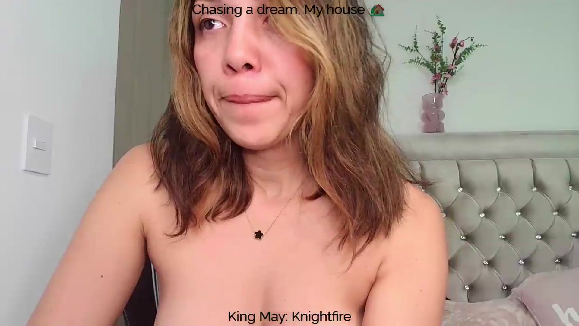 Gallery image thumbnail from Polly10's myfreecams stream on, 05/22/2026, 14:26 image 4 of 20