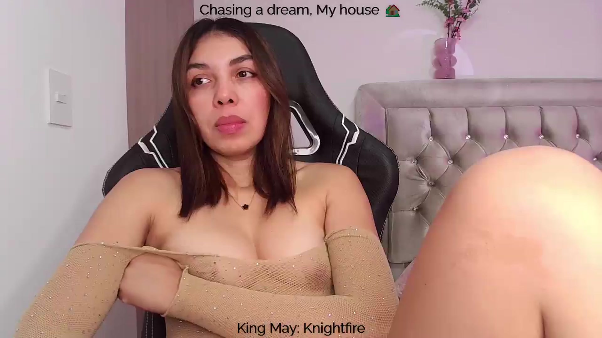 Gallery image thumbnail from Polly10's myfreecams stream on, 05/24/2026, 15:33 image 9 of 20