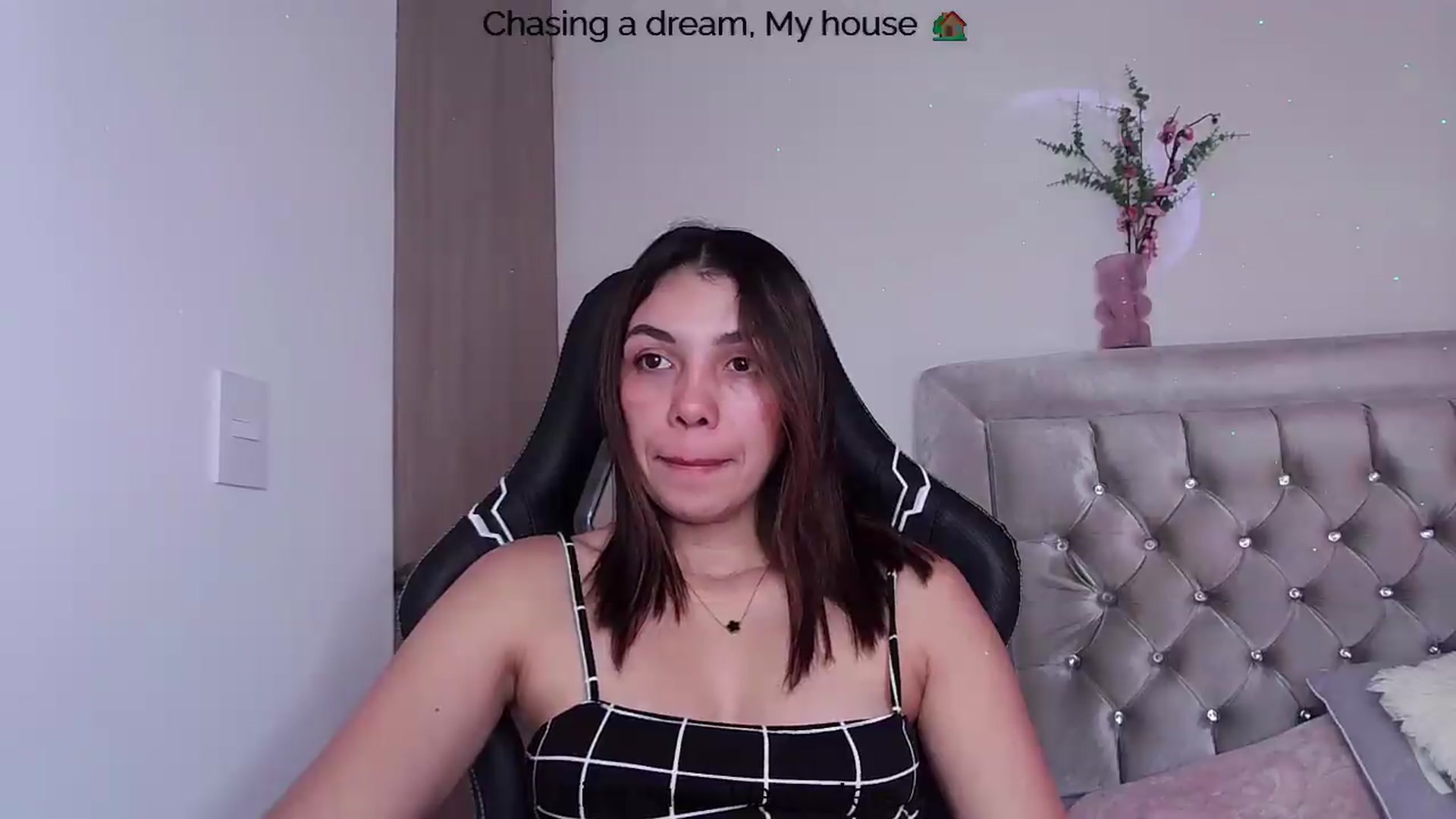 Gallery image thumbnail from Polly10's myfreecams stream on, 06/11/2026, 13:35 image 7 of 20