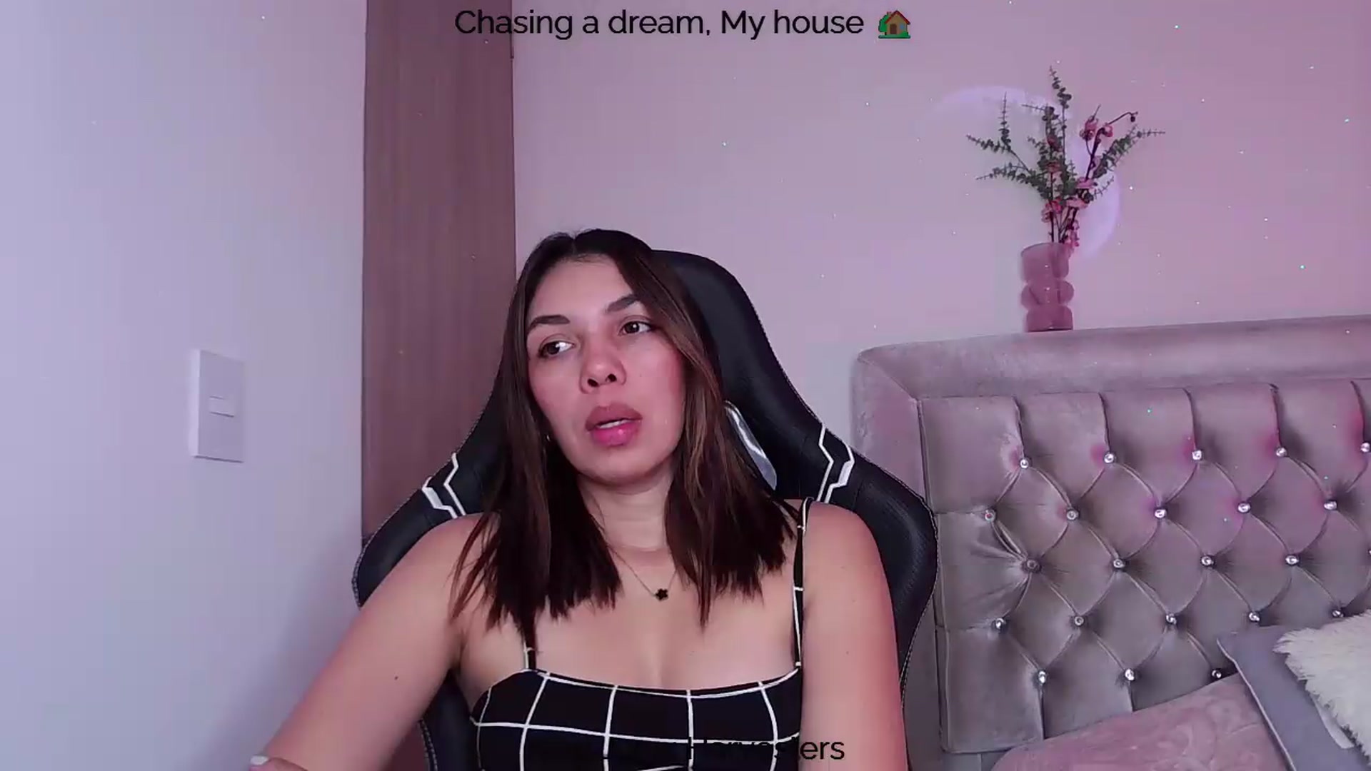 Gallery image thumbnail from Polly10's myfreecams stream on, 06/11/2026, 13:35 image 10 of 20