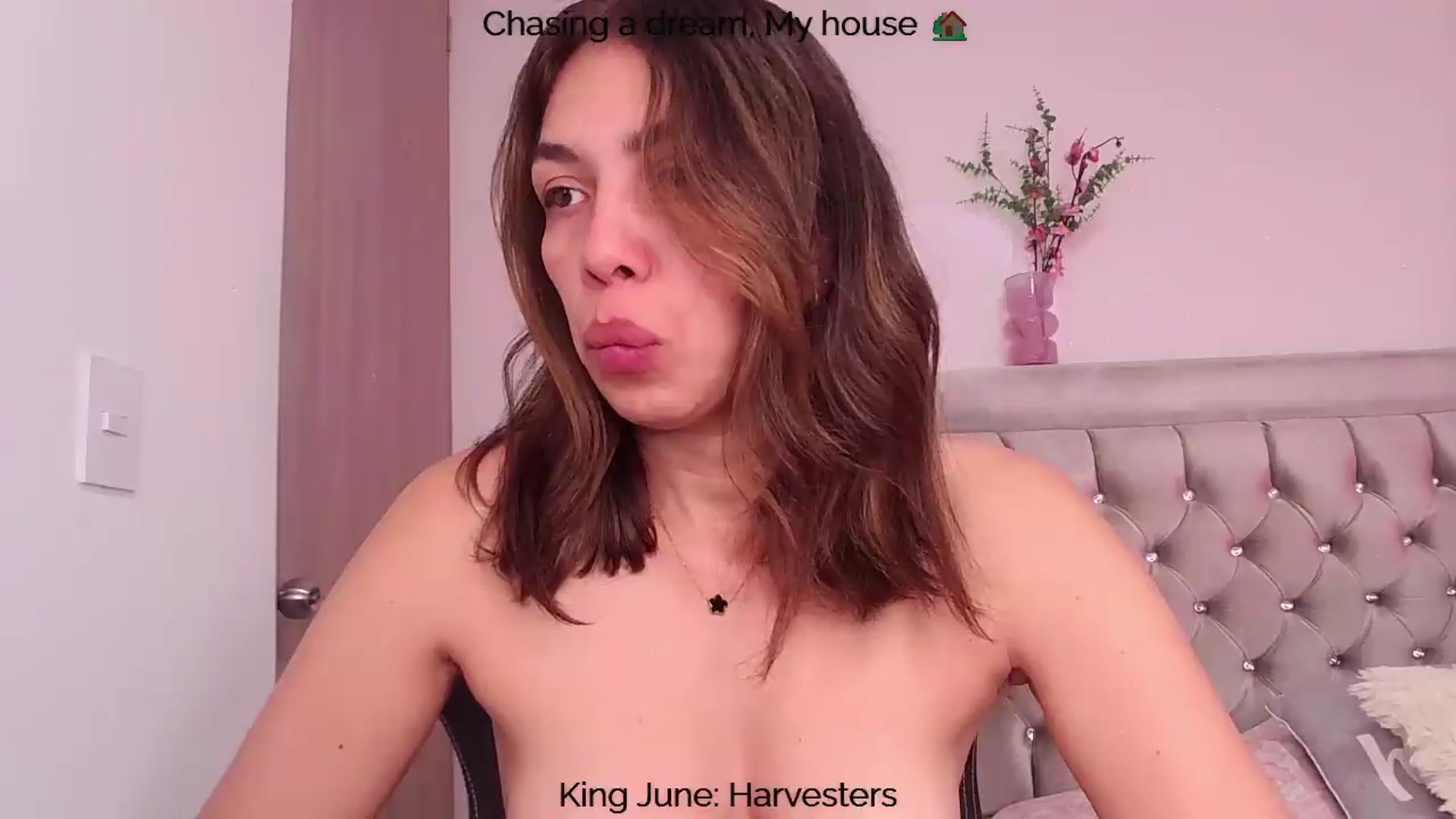 Gallery image thumbnail from Polly10's myfreecams stream on, 06/20/2026, 14:11 image 19 of 20